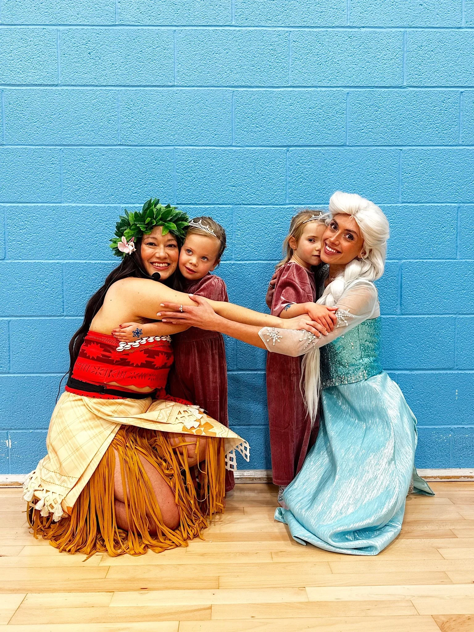 edinburgh+princess+moana+elsa.png