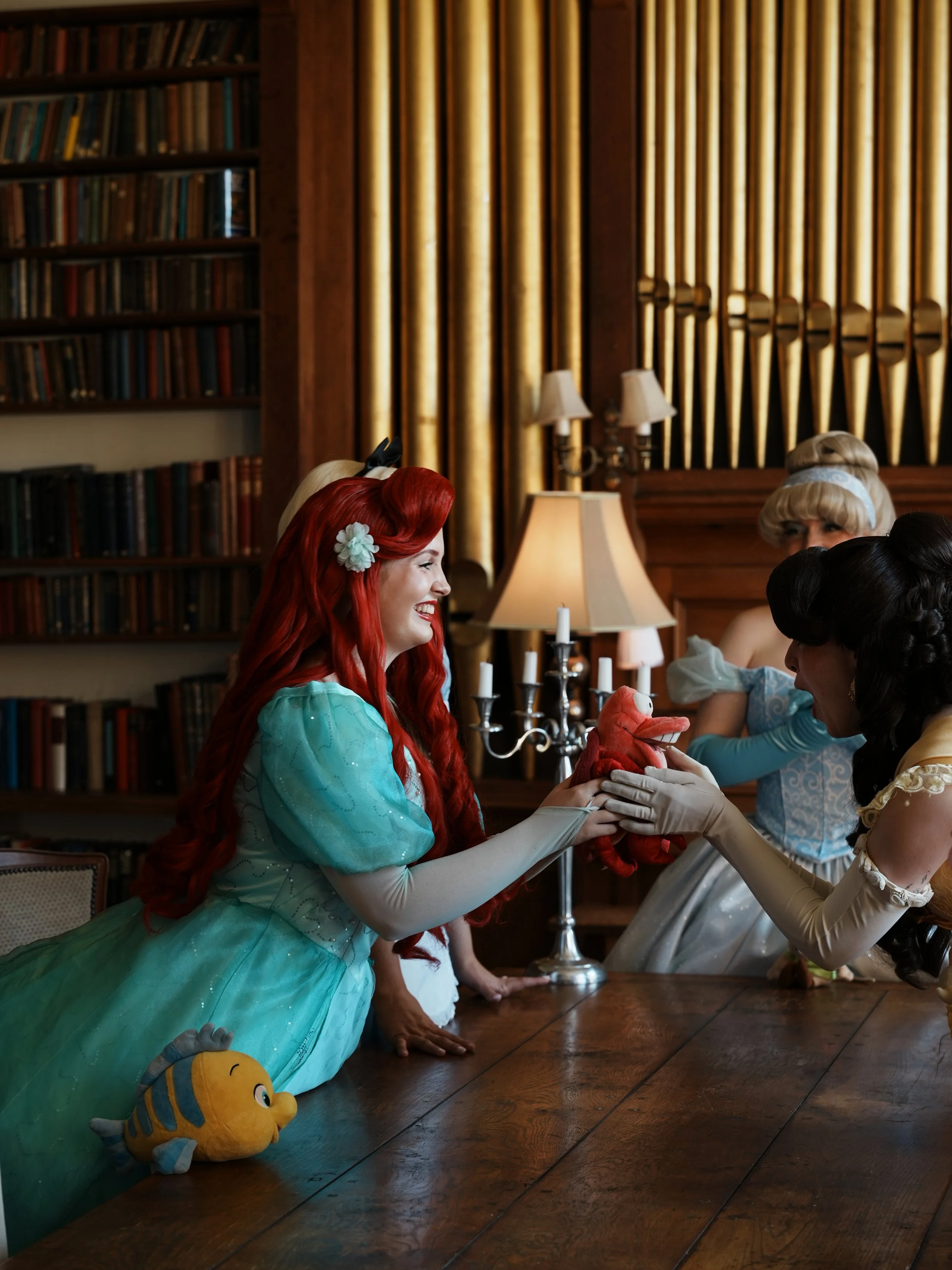 3+princesses+-+Edinburgh+-+cute.png