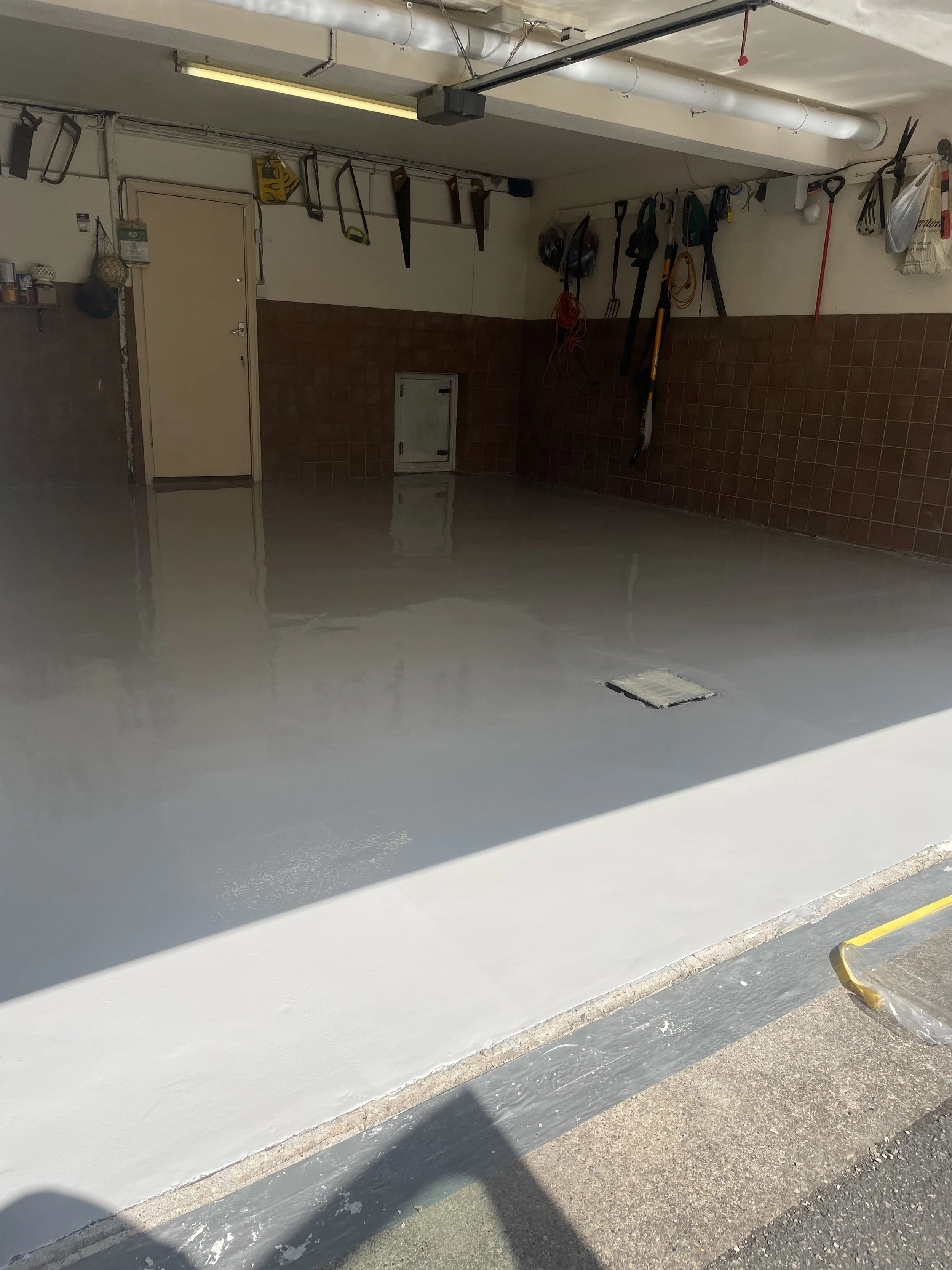 epoxy resin garage flooring in Huddersfield