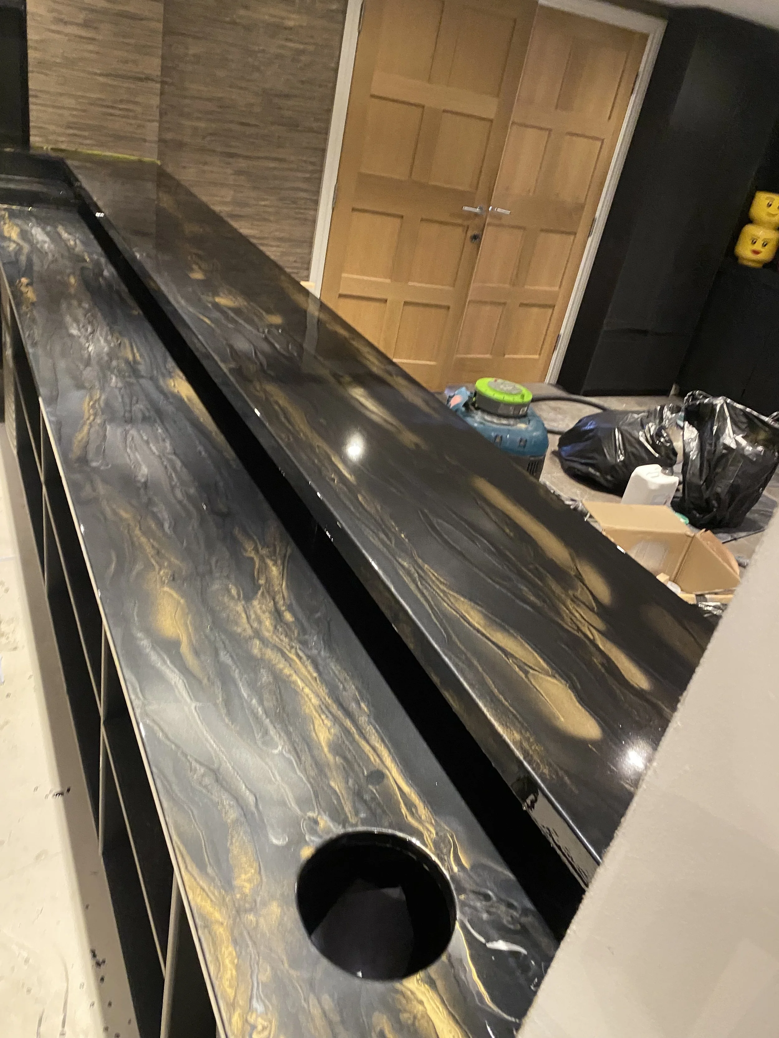 Metallic epoxy resin home bar top in Alderly edge , Manchester
