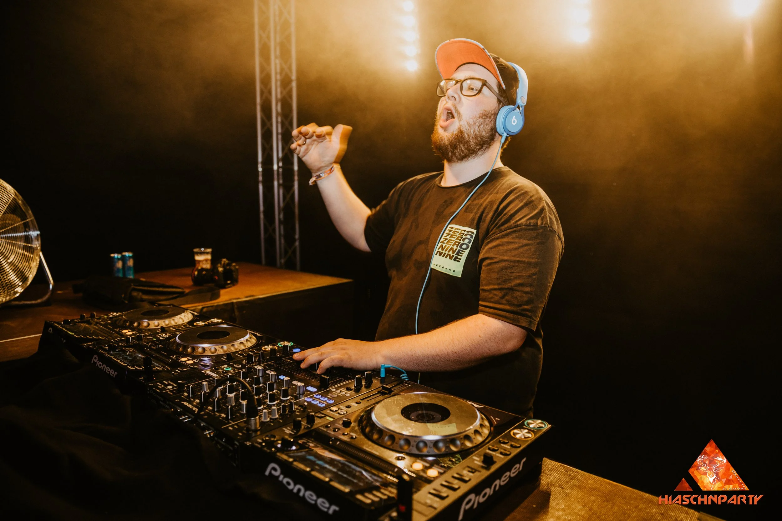 Hiaschnparty 2019 (192 von 320).jpg