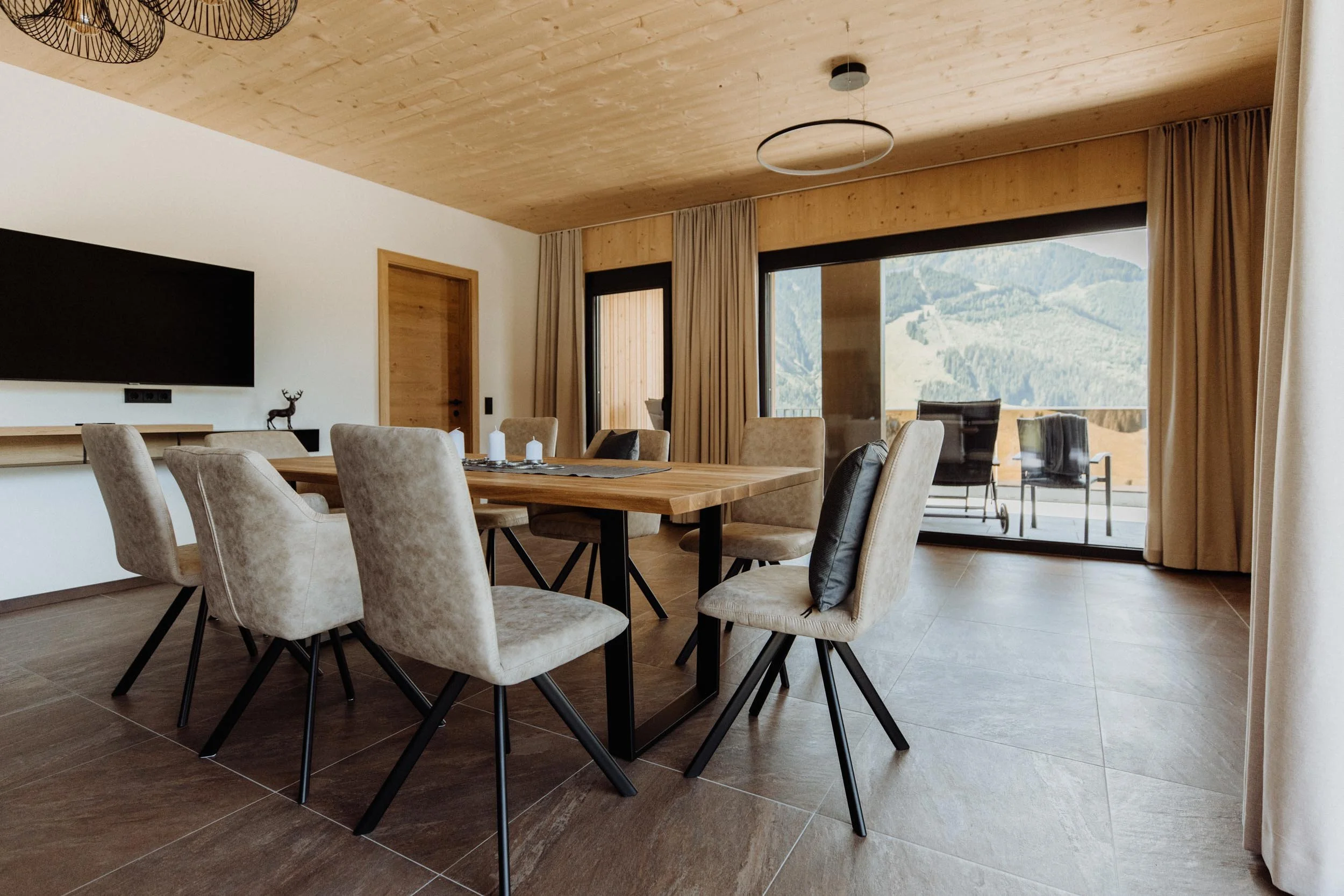 Michael Schartner Business Fotografie Landhaus Saalbach (5 of 15).jpg