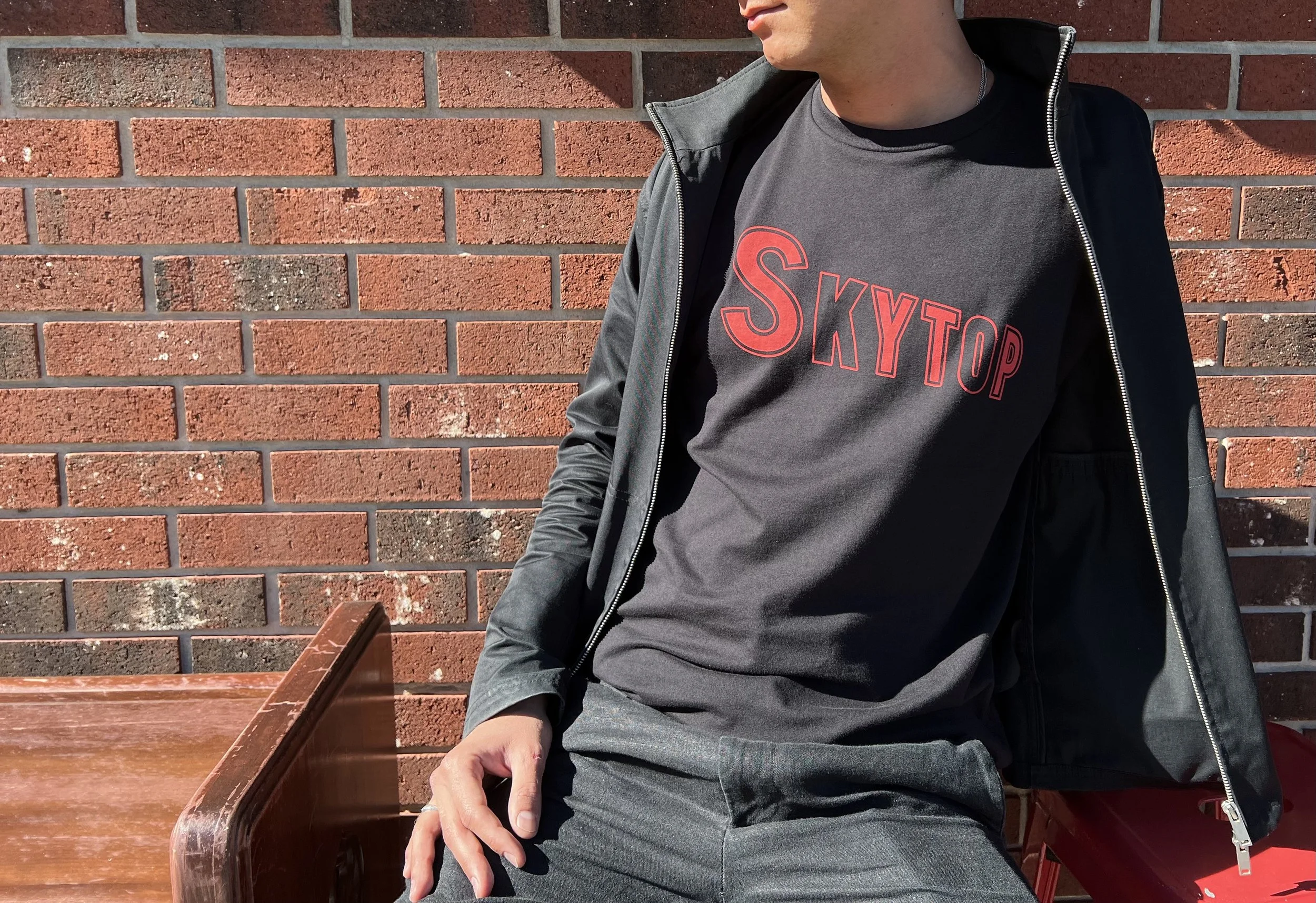 トップス everyone j.30000 rooftop logo L/S TEE M トップス everyone j.30000 rooftop long sleeve tee everyone j