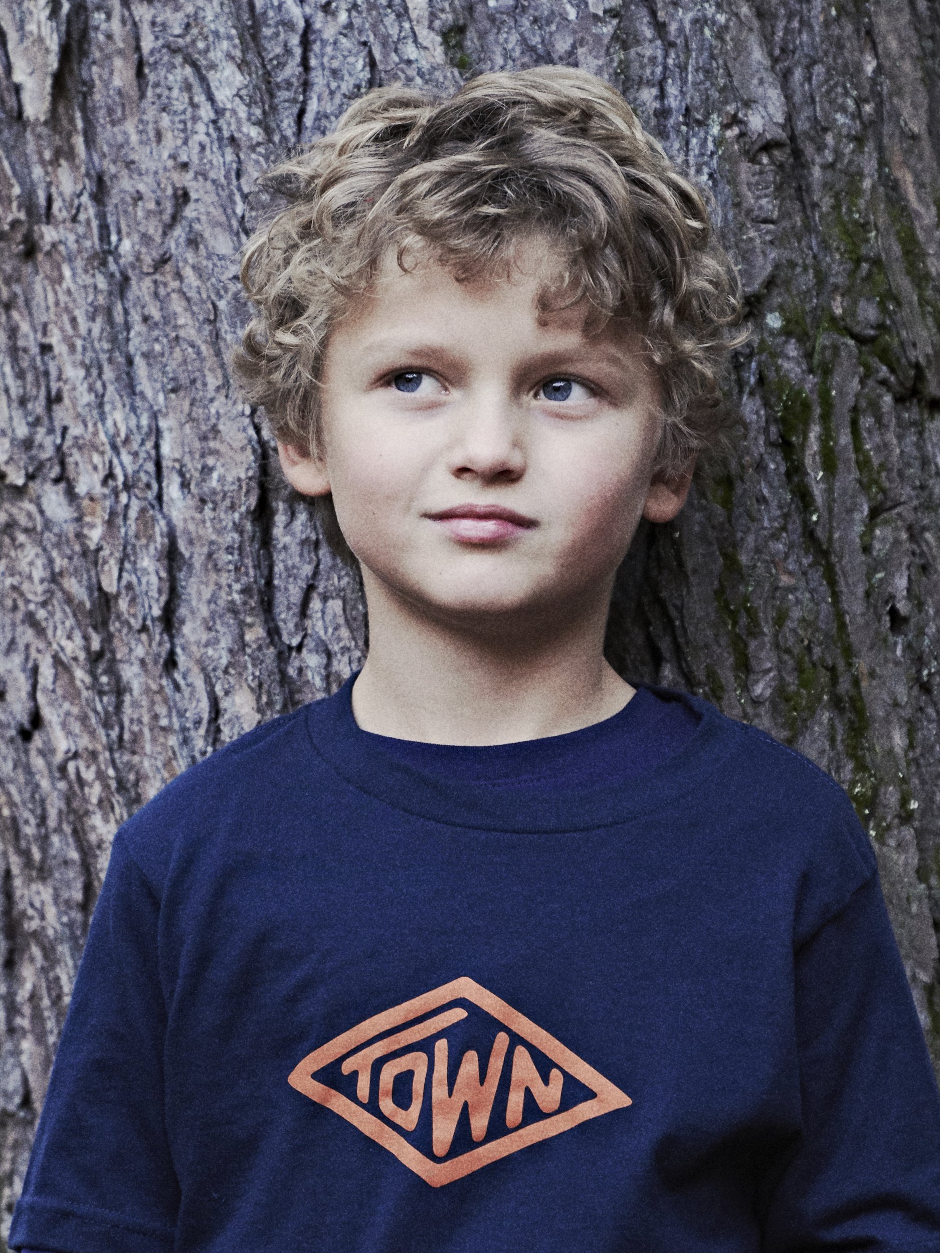 Local Slang Kids Town Tee Navy Model.jpg