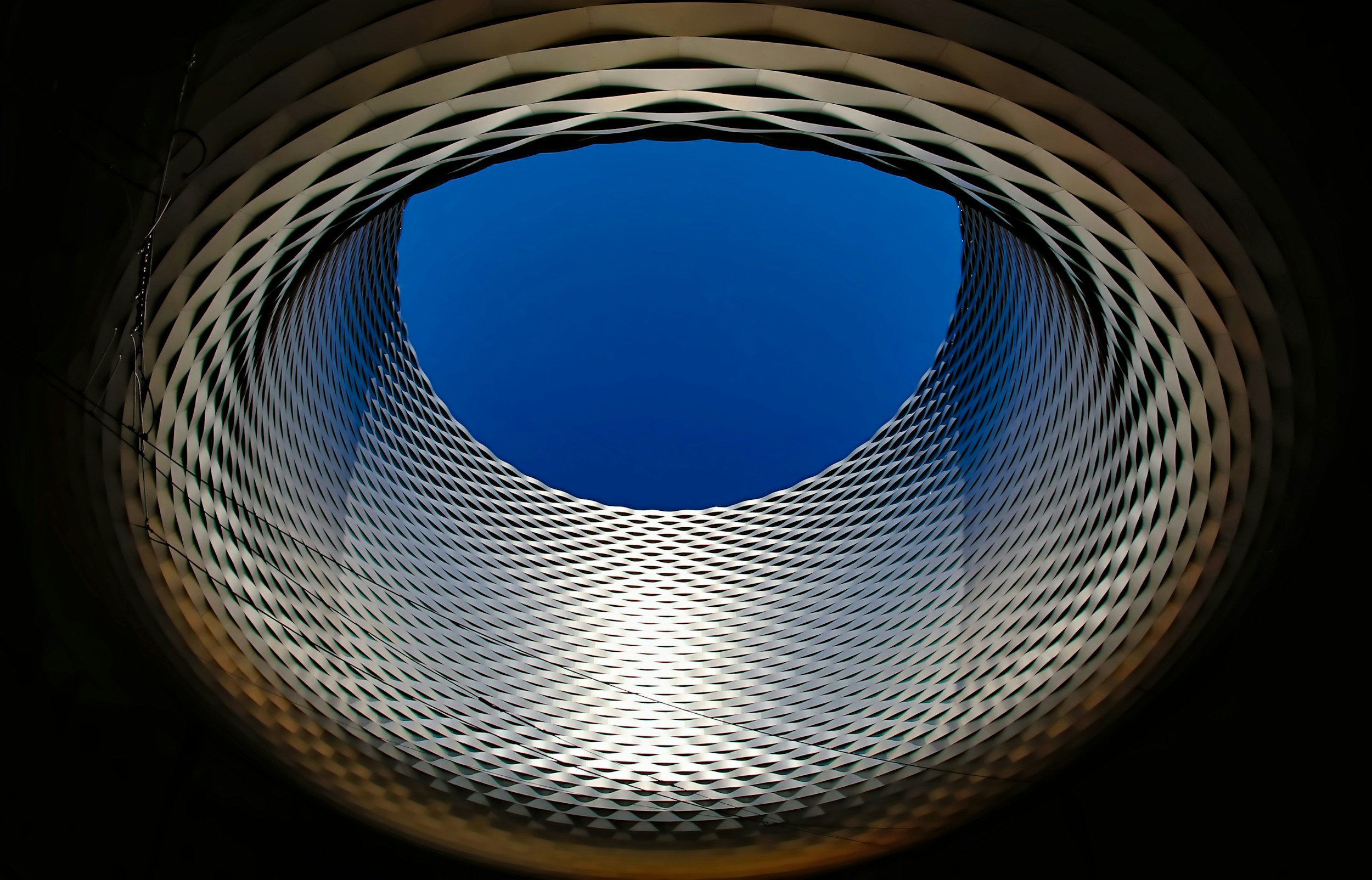 How IRM Technology Can Enhance Banking Resilience: Insights from BIS