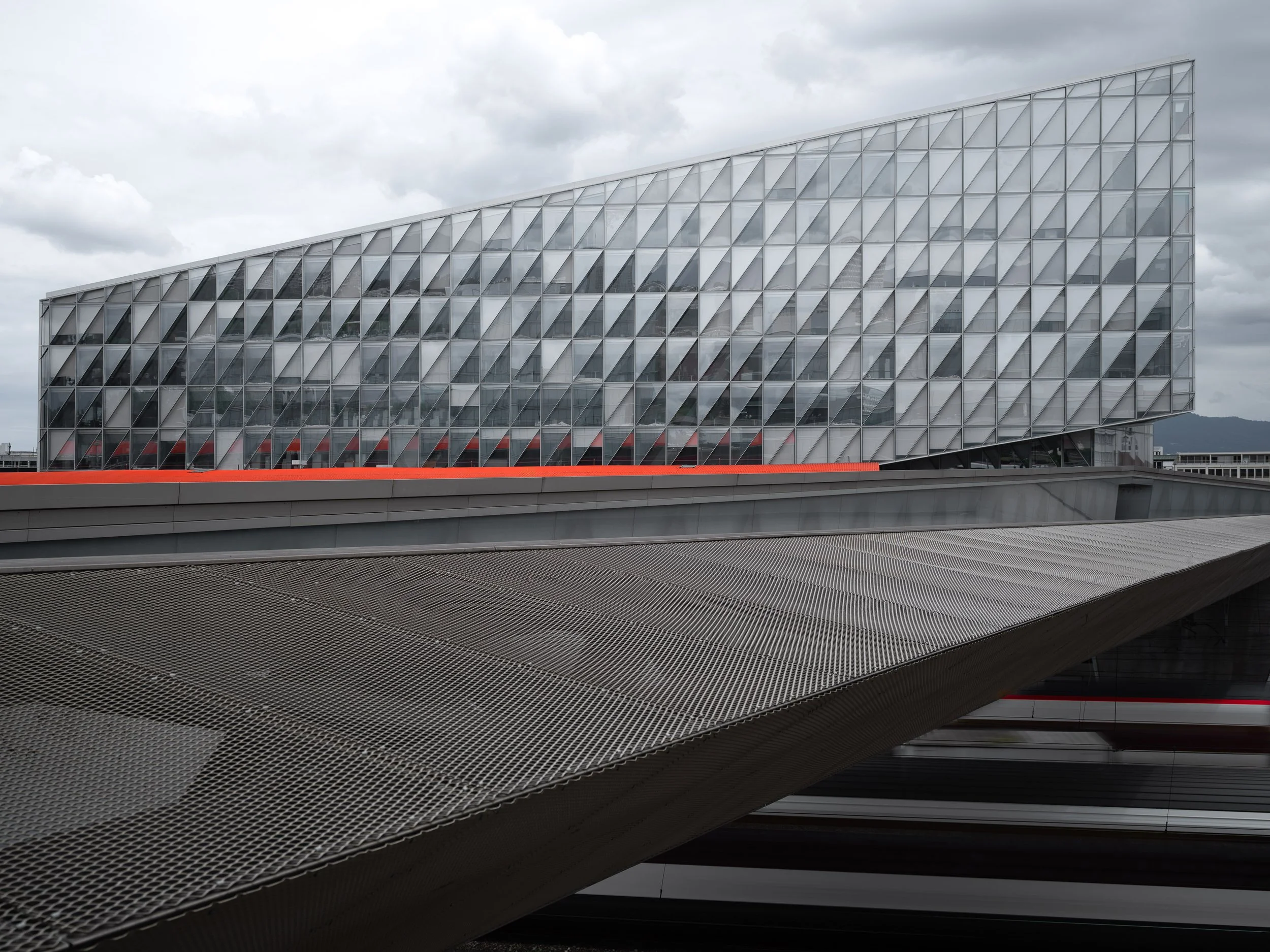 Bahnhof Genf.jpg