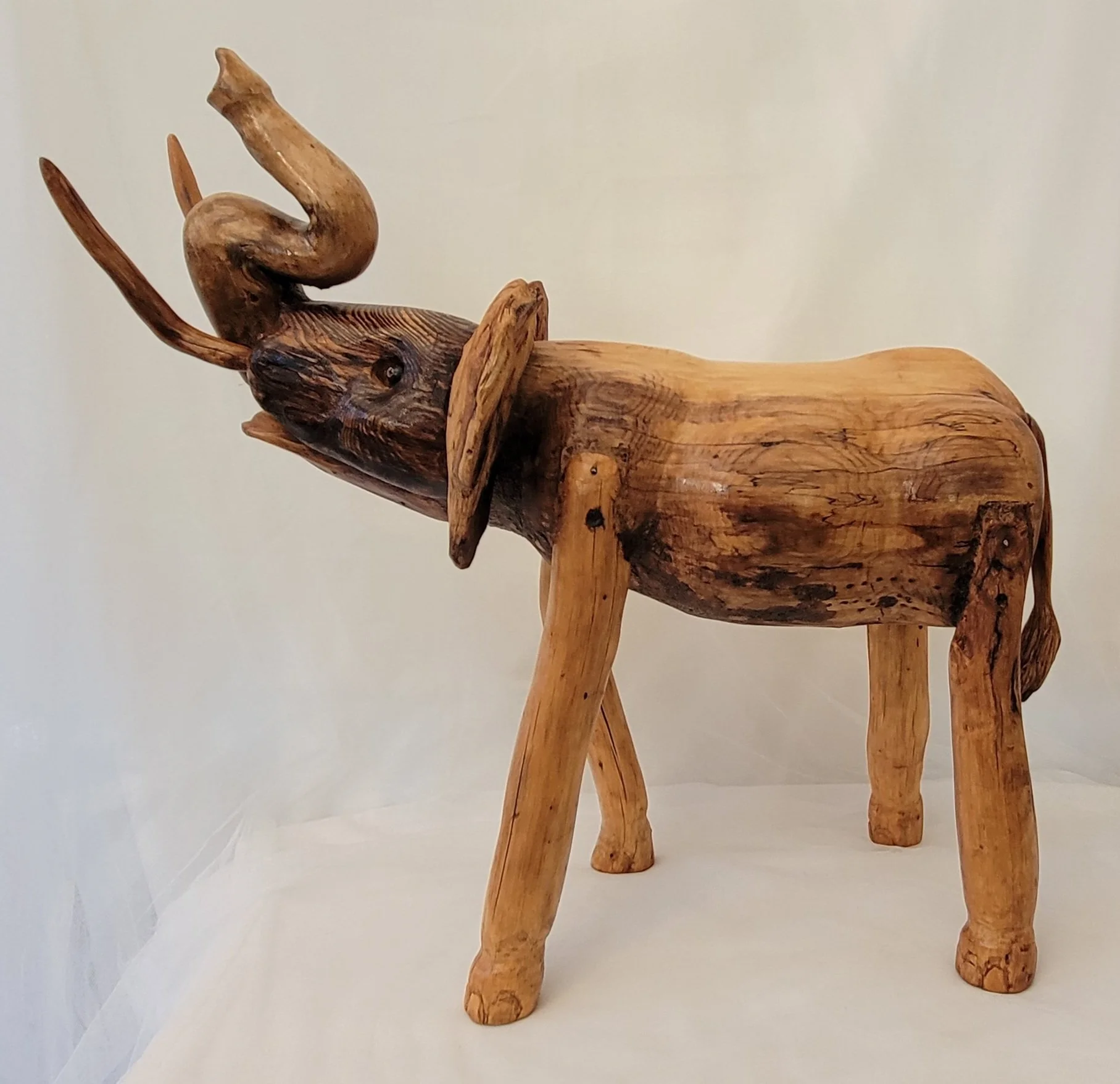 Elephant
(24" tall x 25" long)
Global Refuge auction starting bid $1000 with 10% of the final sale donated to Global Refuge