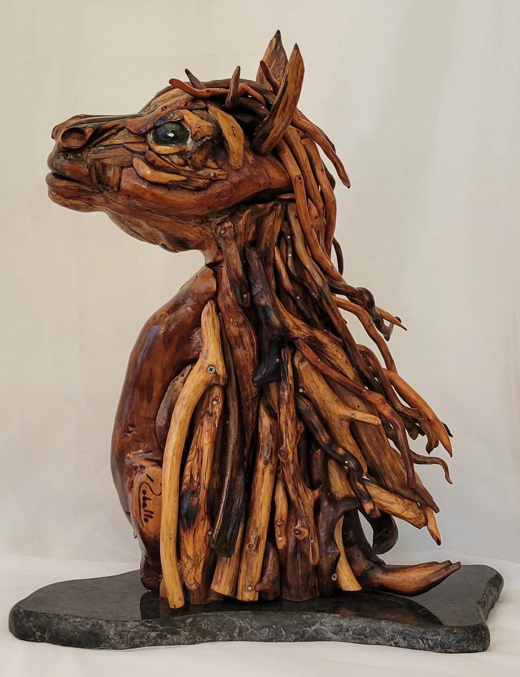 Horsehead
(23" tall x 15" long)
Global Refuge auction starting bid $3500 with 10% of the final sale donated to Global Refuge