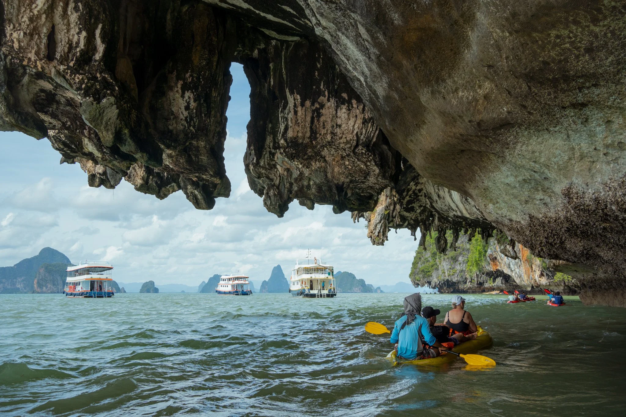 Phang Nga Sea Caves, Phuket