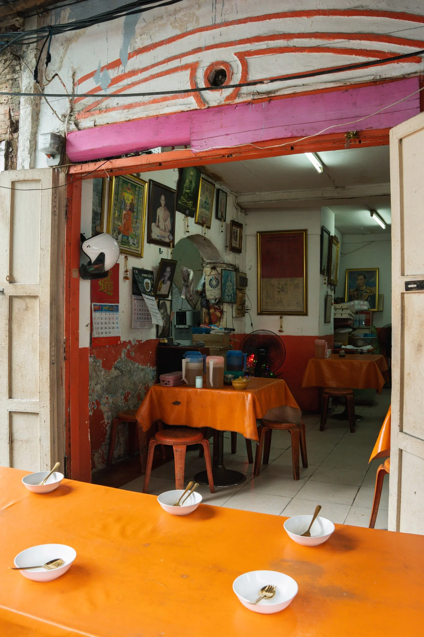 WSJ_Khao Gaeng_Mailee Osten-Tan-02.jpg