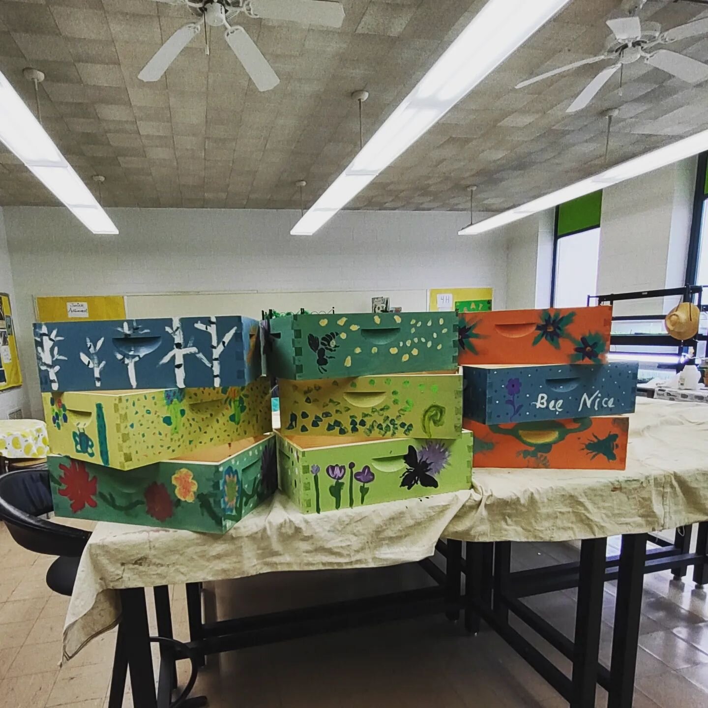 Our Hive Boxes are &quot;Bee&quot;Utiful! 
#Bellevue4HClub had a great time decorating these boxes provided by @justbeesassy !! Stop by and see them for yourself this season 🐝🍯🐝🍯
Be sure to Join Us for our Annual Garden Volunteer Day; Saturday Ap