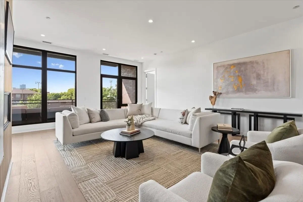 For this new construction residence overlooking Eckhart Park, staging defined the scale, softened the edges, and created a vision buyers could immediately connect with. Every detail was curated to highlight the home&rsquo;s expansive single-level flo