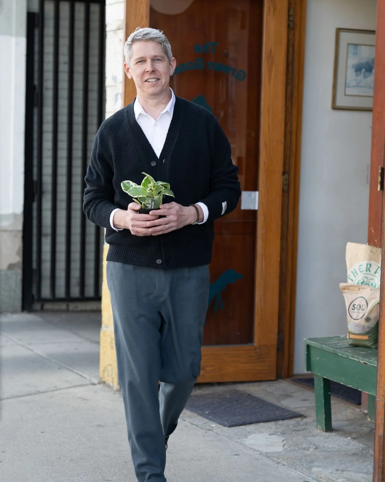 Realtors and stagers both want the same thing: a quick, confident sale and a client who feels cared for. And let&rsquo;s be honest, great listings don&rsquo;t just happen.

In today&rsquo;s market, Chicago buyers decide with emotion first, which is w