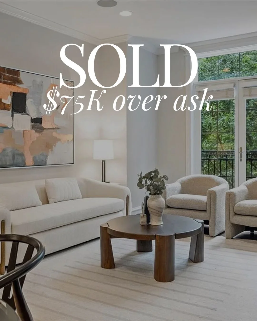 Sold, $75,000 over ask.⁣
⁣
This Old Town condo needed a strategy, not just a few finishing touches. Our team walked through with the buyer's first impression in mind: what stops someone at the door, what makes a room feel finished, what makes a space