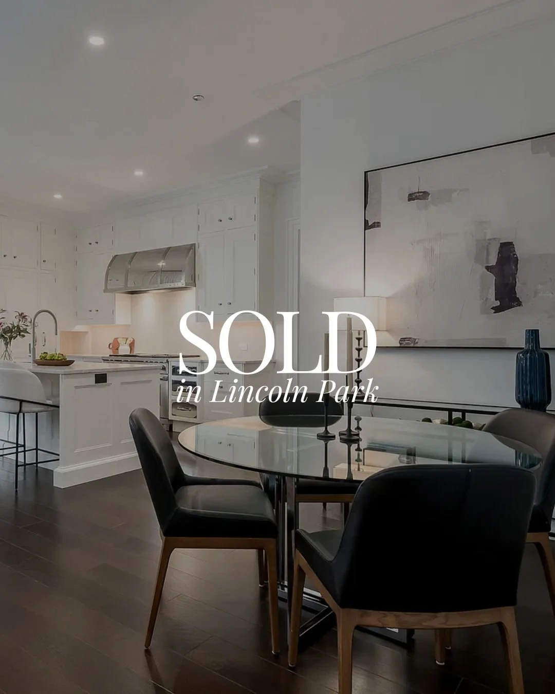 Strong results come from a home that gives a buyer no reason to keep looking.⁣
⁣
A Lincoln Park buyer at this level has toured plenty of listings, so we built this home&rsquo;s strategy anchored by a luxury palette and high-end elements, like the vel