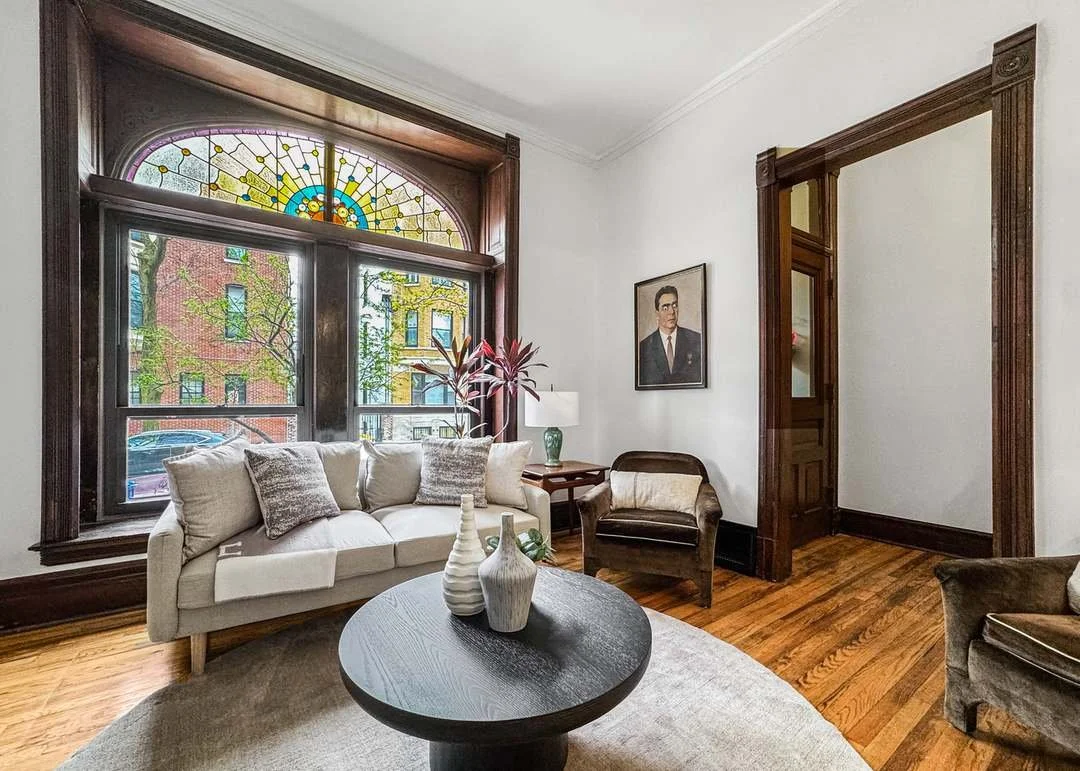 208 W St Paul. 7 Days on Market. Closed $81K over ask. 2700% ROI on Staging Investement.