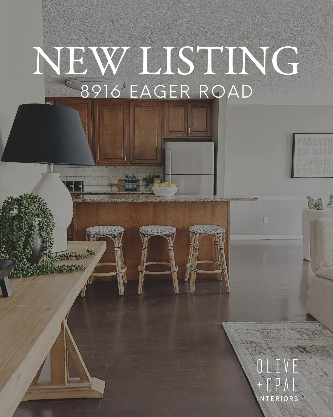 ✨ New Listing &ndash; Brentwood, MO ✨
8916 Eager Rd &ndash; $249,900

What we love about this home:
✅ Very rare Brentwood Forest floor plan &mdash; one of only 8 &mdash; featuring a full basement
✅ Updated condo with hardwood floors, granite countert
