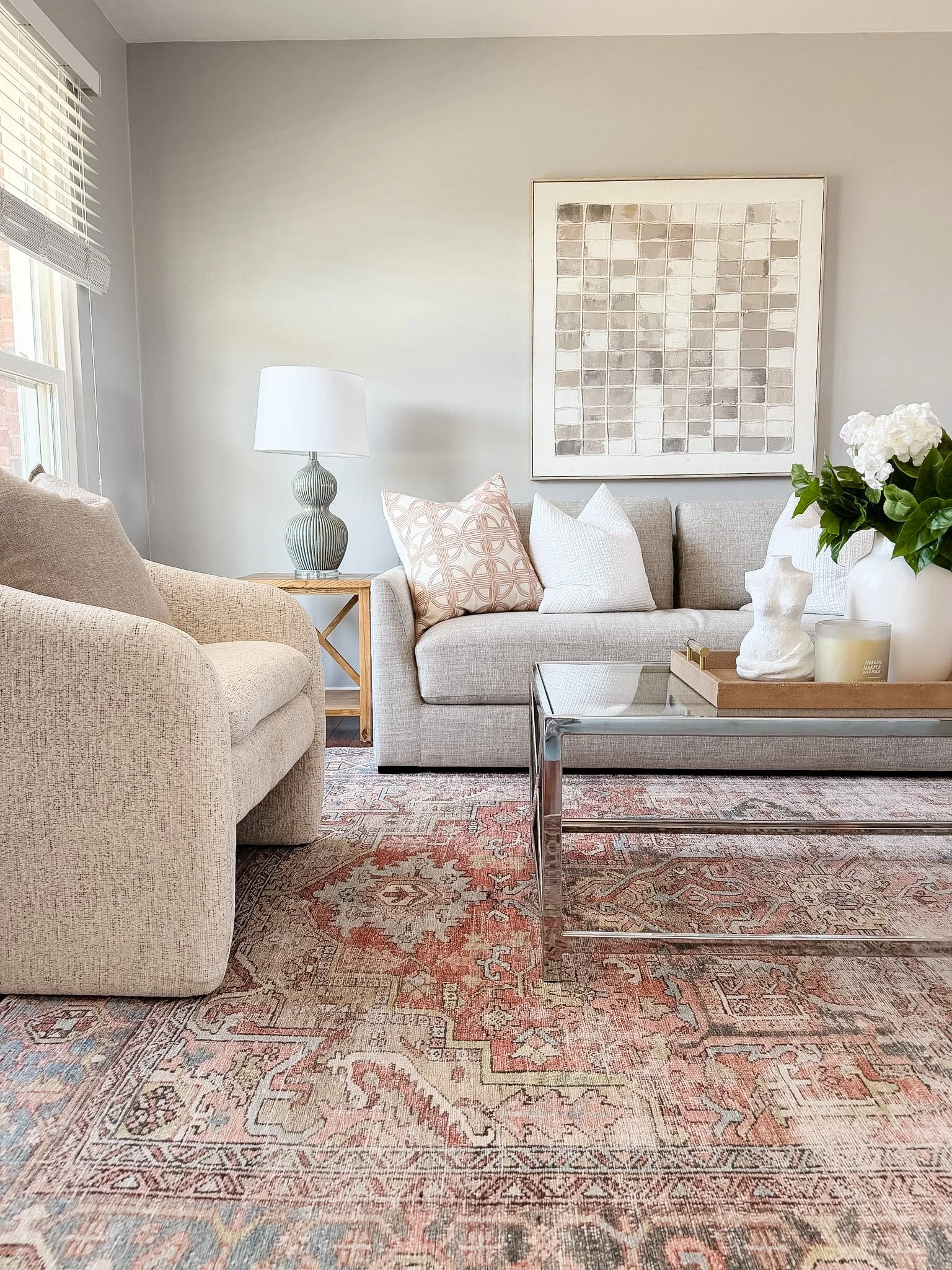 ✨ New Listing | Oakville ✨

A well-maintained home with a layout that truly works &mdash; 5330 Mild Dr offers flexible living space and thoughtful updates in a quiet Oakville neighborhood.

What we love about this space:
✓ Hardwood floors and a light