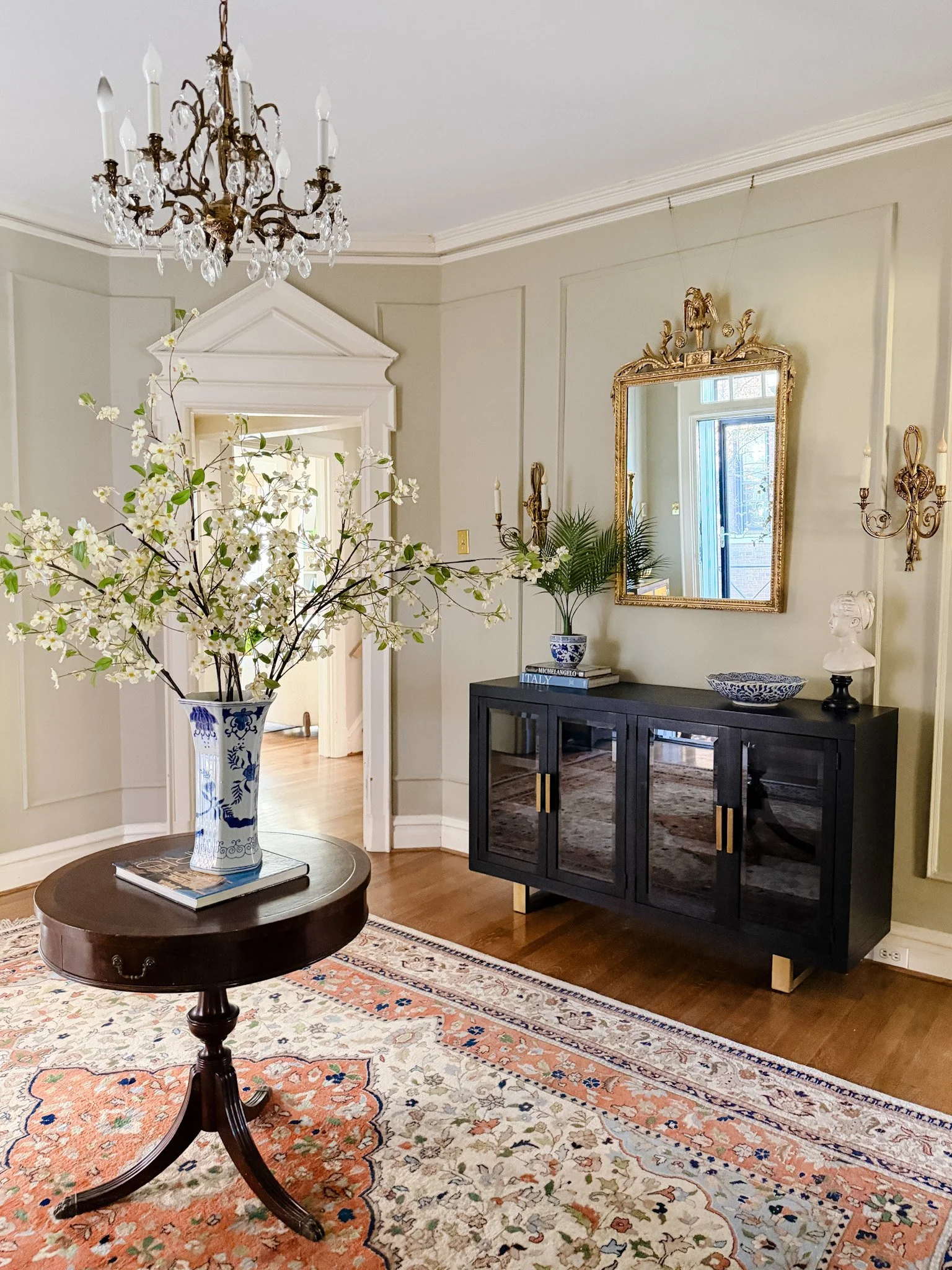 ✨ New Listing | Parkview Place ✨

A rare opportunity in one of St. Louis&rsquo; most architecturally significant neighborhoods &mdash; 6219 Washington Ave offers timeless character, scale, and presence that&rsquo;s increasingly hard to find.

What we