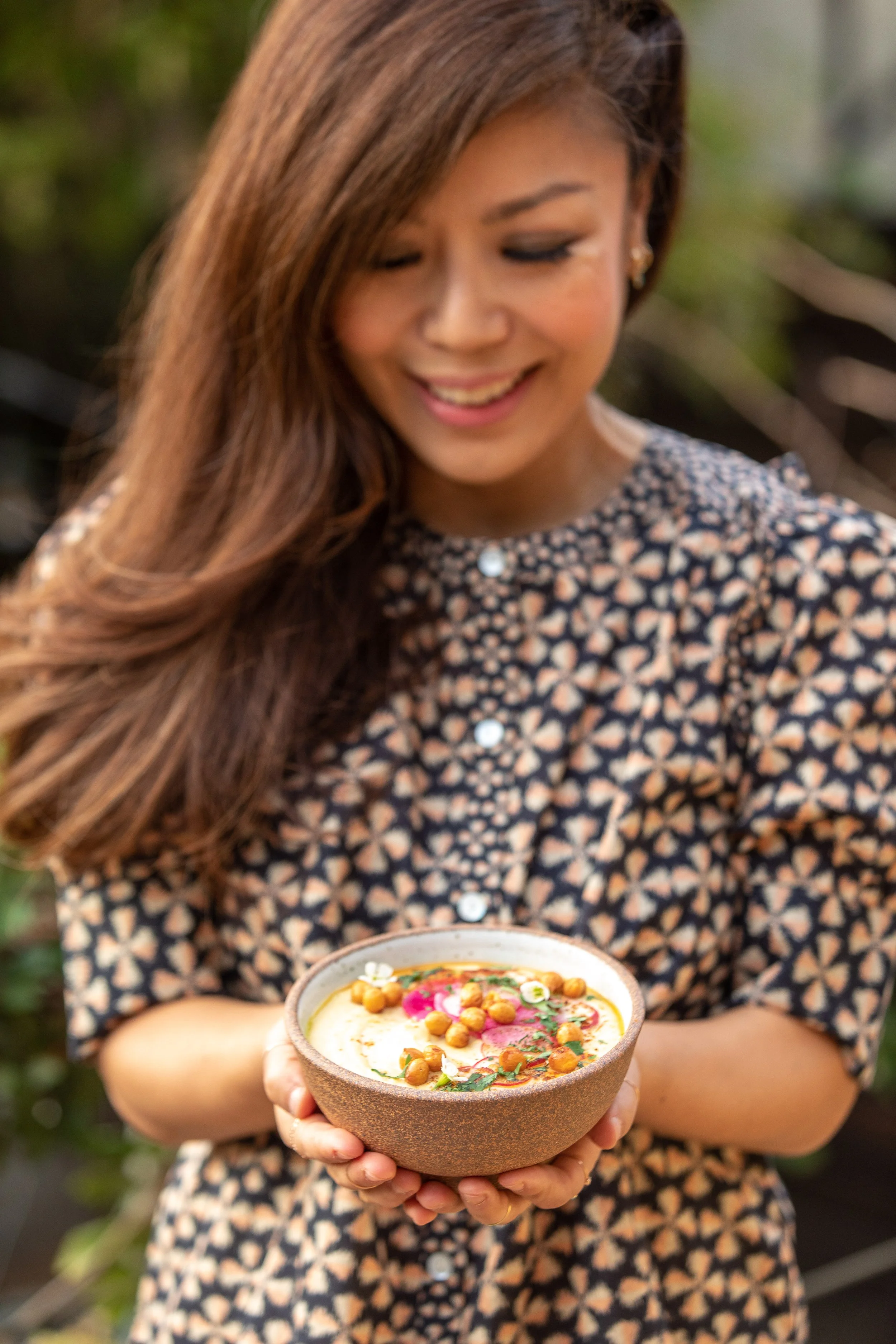 Hummus Recipe with Garnish