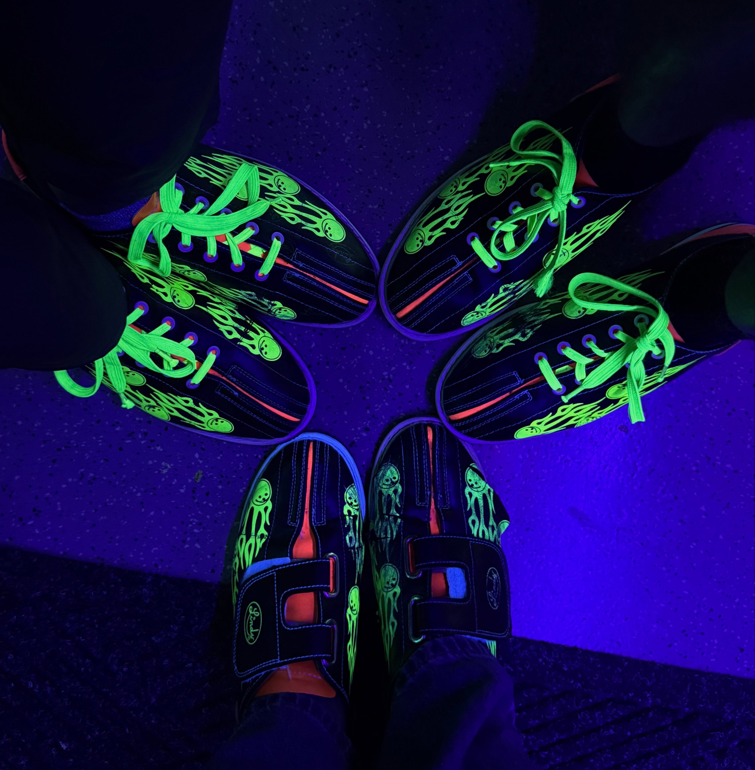 BOWLING 🎳

this Friday (July 24th), we&rsquo;ll be bowling at the Union Underground on UT&rsquo;s campus from 7-9pm🥳 Come hang and invite your friends! All skill levels welcome. (And if you want to just come to chat, that&rsquo;s okay too!) 

See y