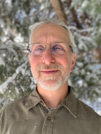 Headshot of Sean McCandless.