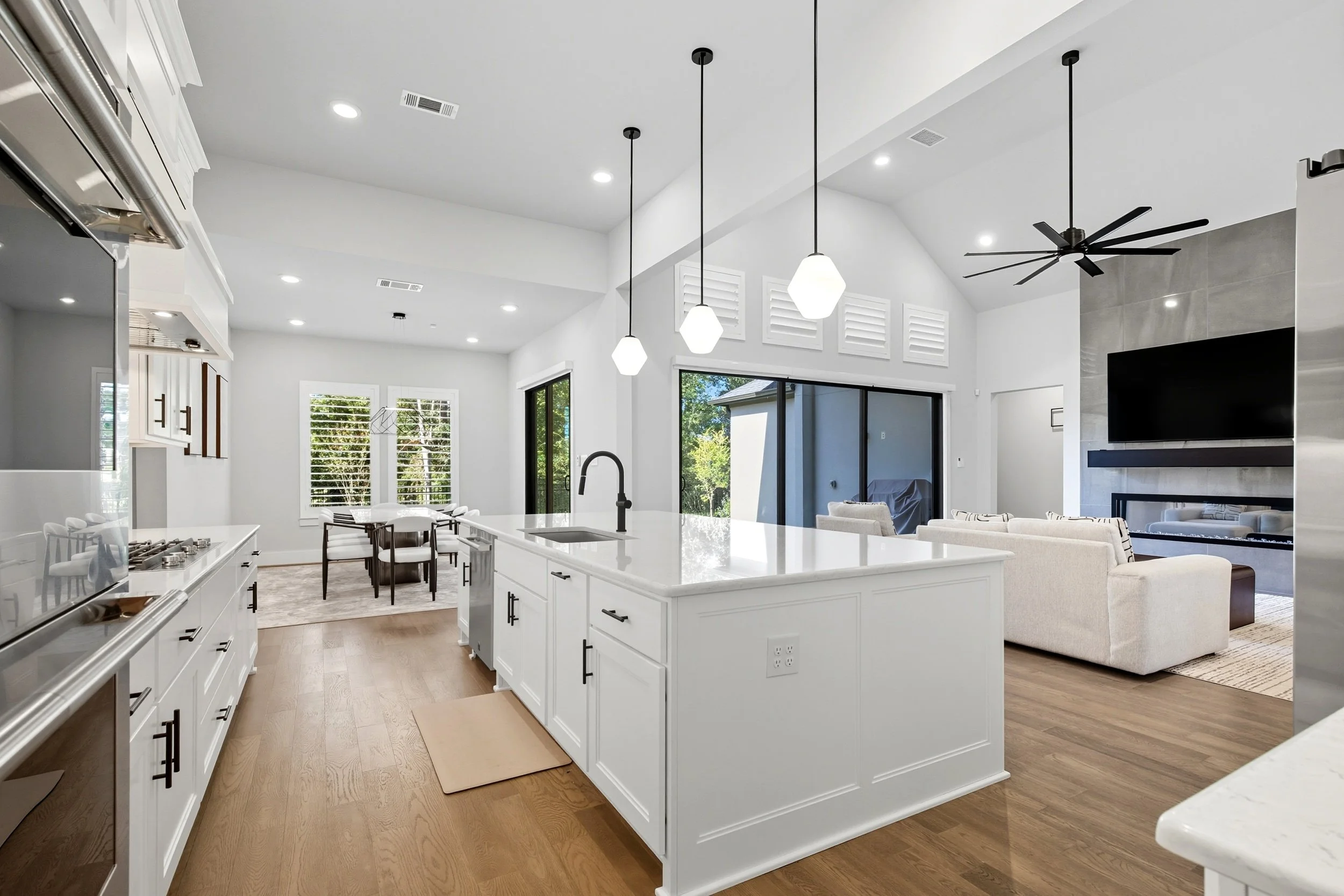 10_27720 hazelbrook ln_  (9).jpg