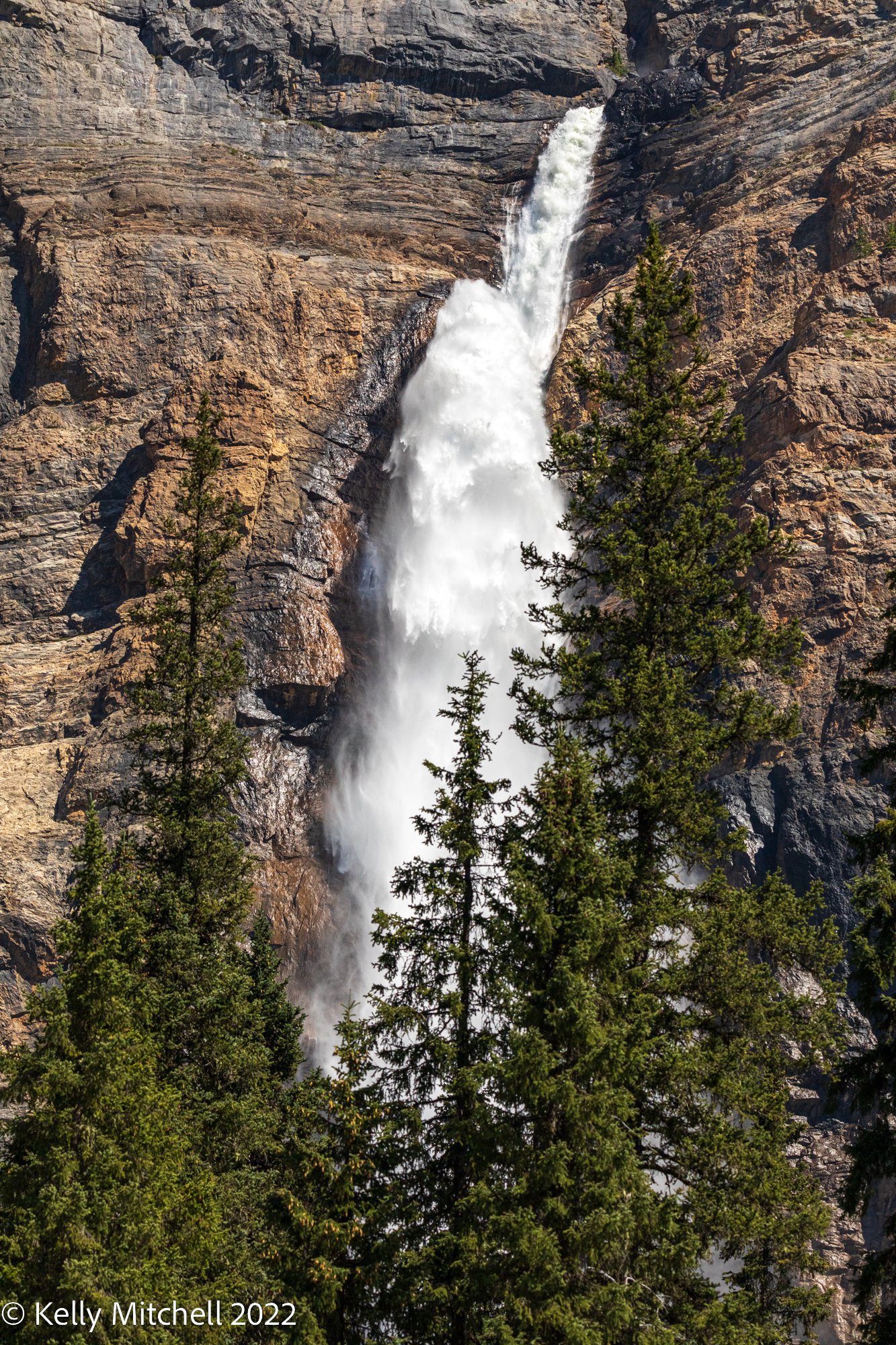 TAKAKKAW FALLS