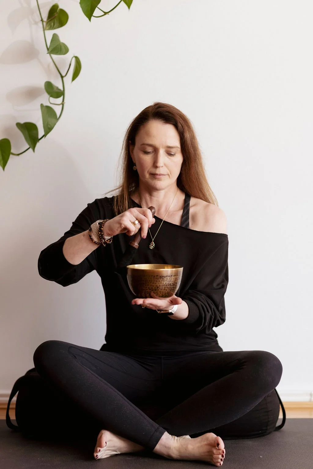 Aligned: A Chakra Meditation and Essential Oils Workshop