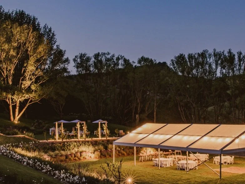 Create the Perfect Ambiance with Atmospheric Lighting at Songbird Retreat