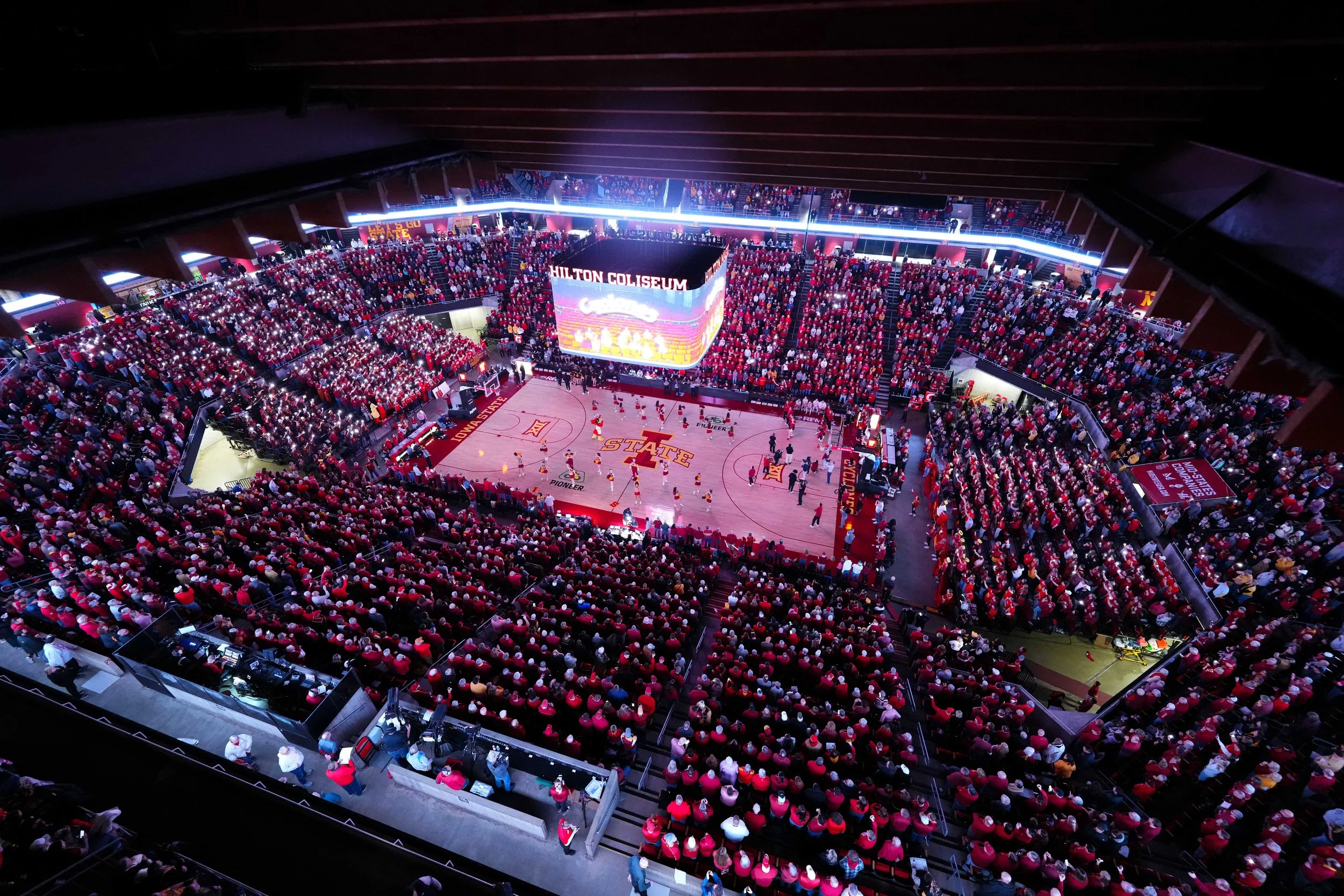 WBB_Iowa_Ceiling_251210_JDS_20.JPG