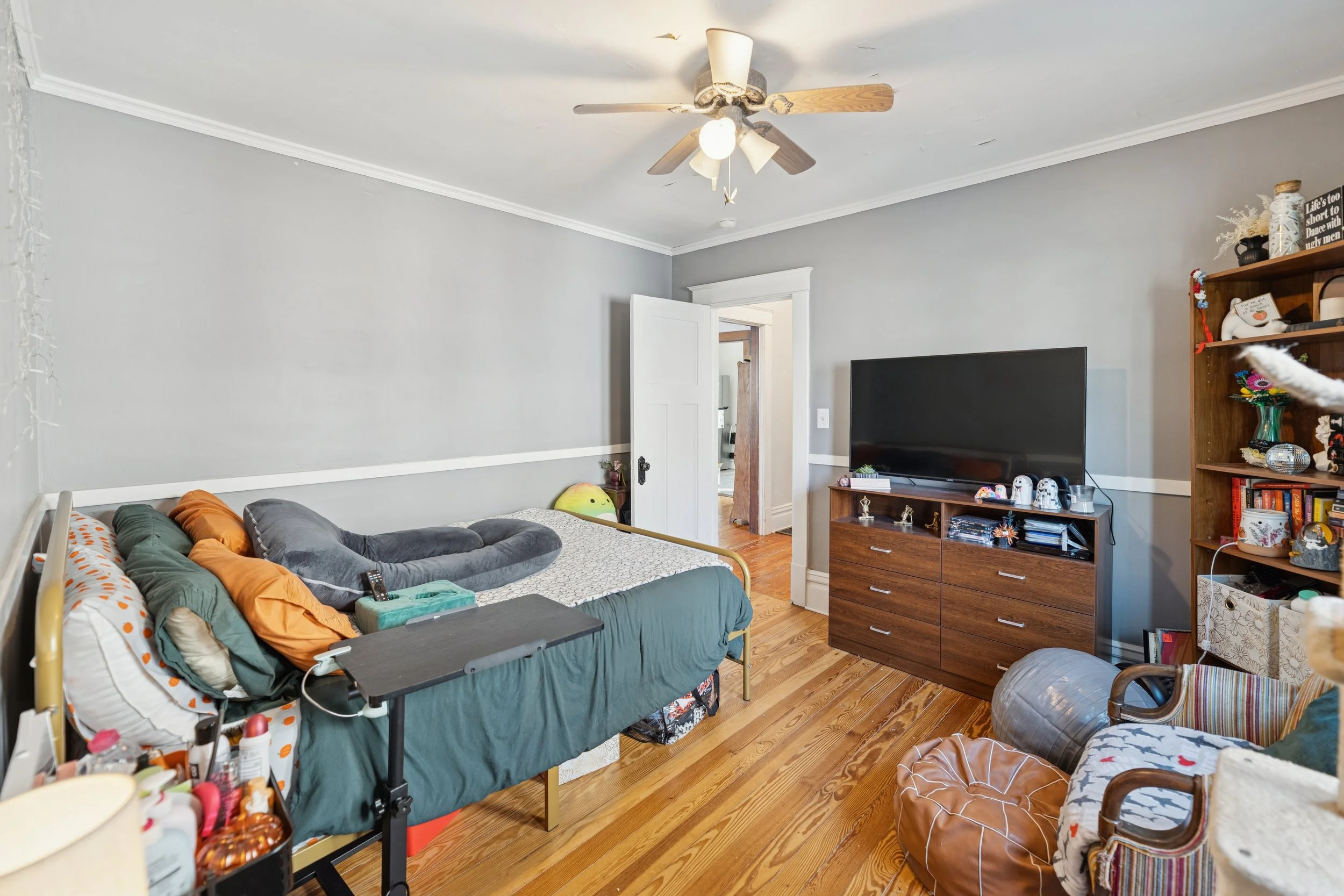 2245 Morton Ave Muskegon-Windowstill.jpg