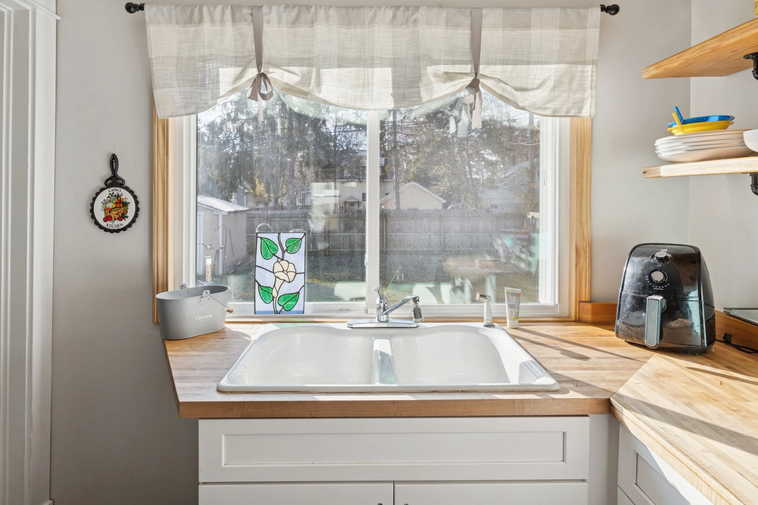 2245 Morton Ave Muskegon-Windowstill-10.jpg