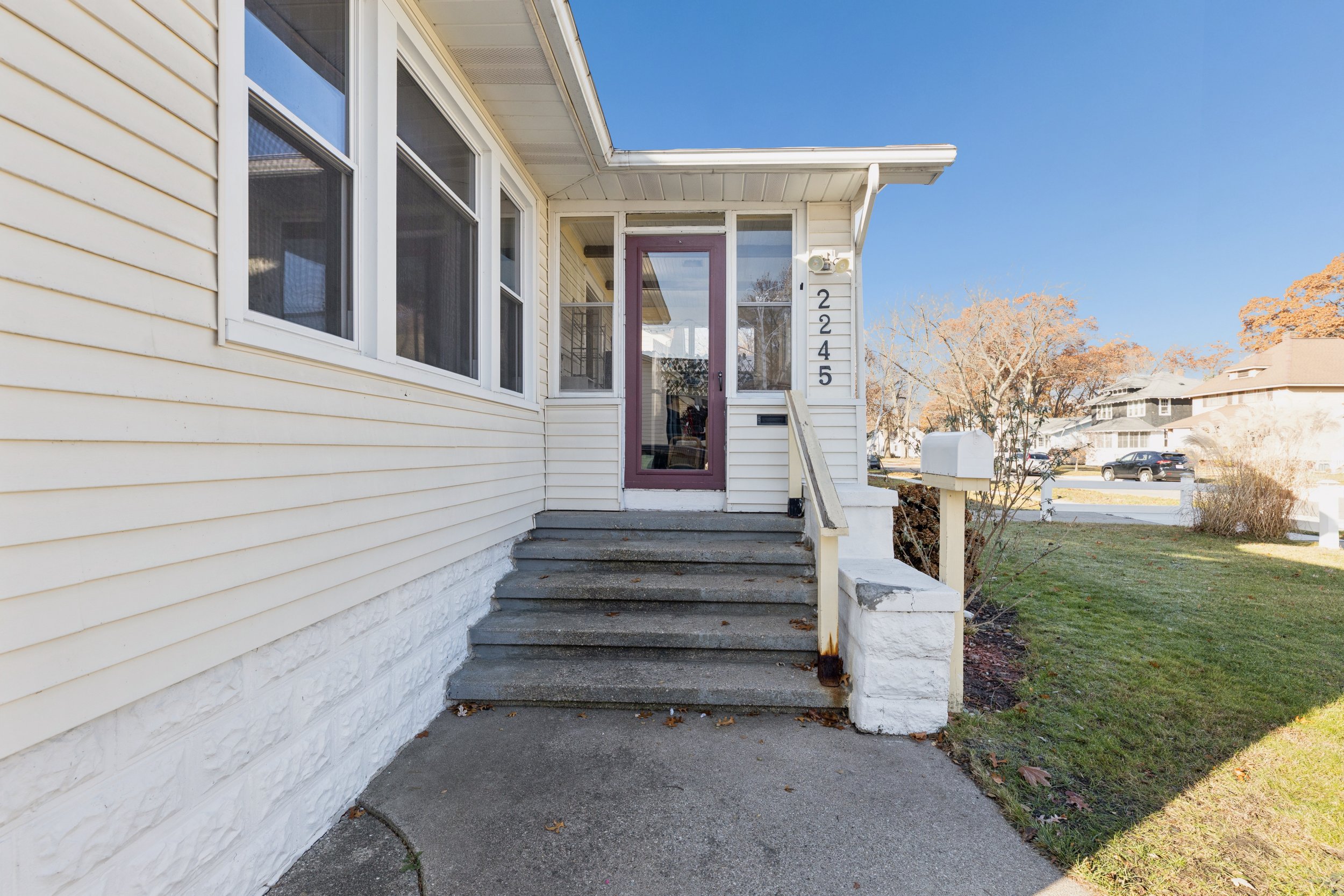 2245 Morton Ave Muskegon-Windowstill-4.jpg