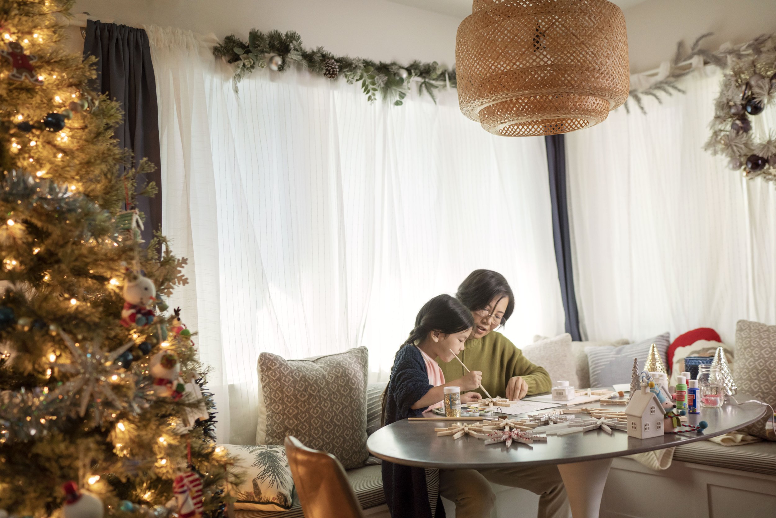 Web_912 Michaels_M0921_08_Snowflake_Makers_0058-01-01.jpg