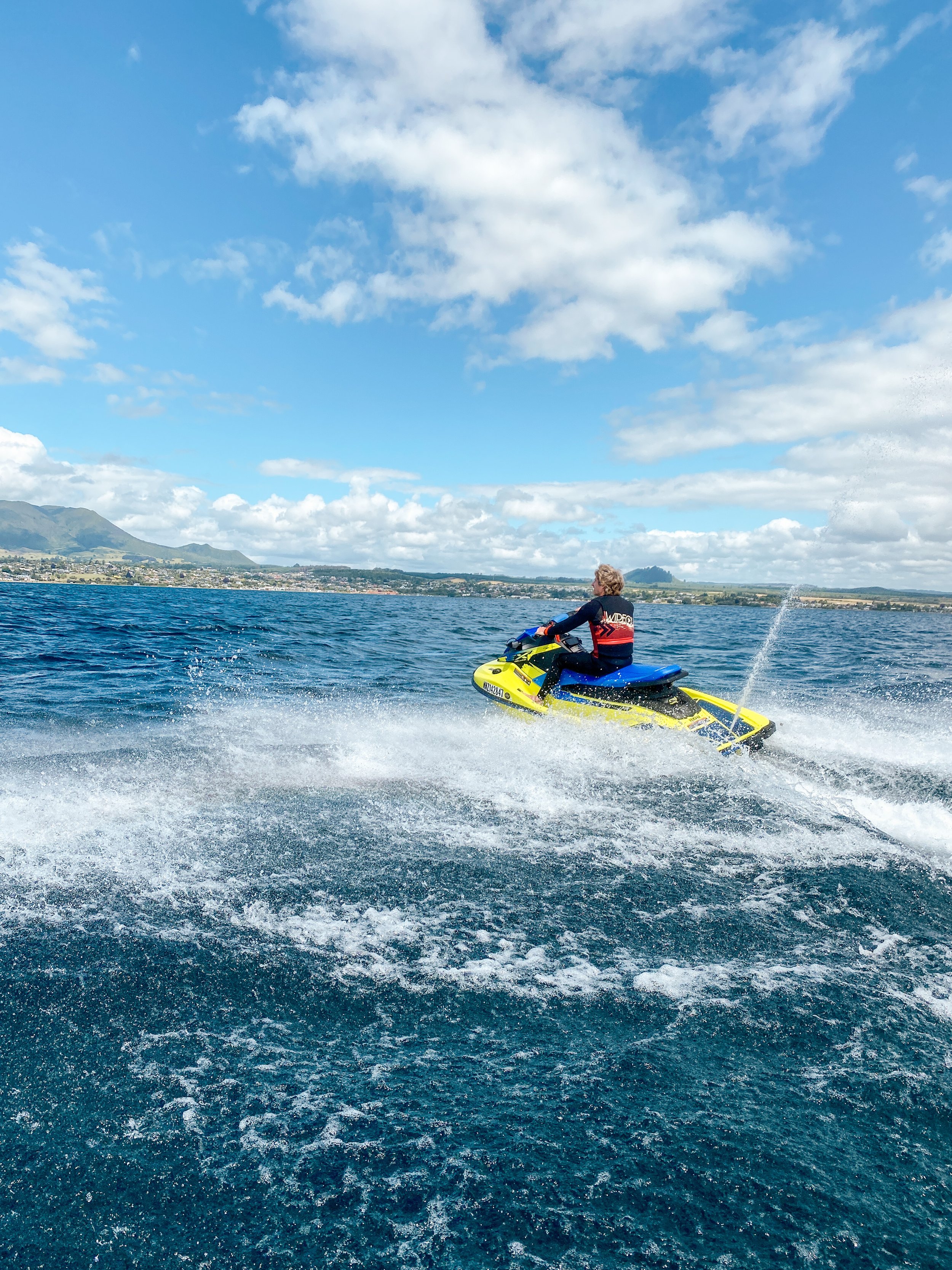 Renting a jet ski gives you the power to move quickly across Lake Taupo. Our models are easy to operate, come with GPS and a two way radio communication headset.