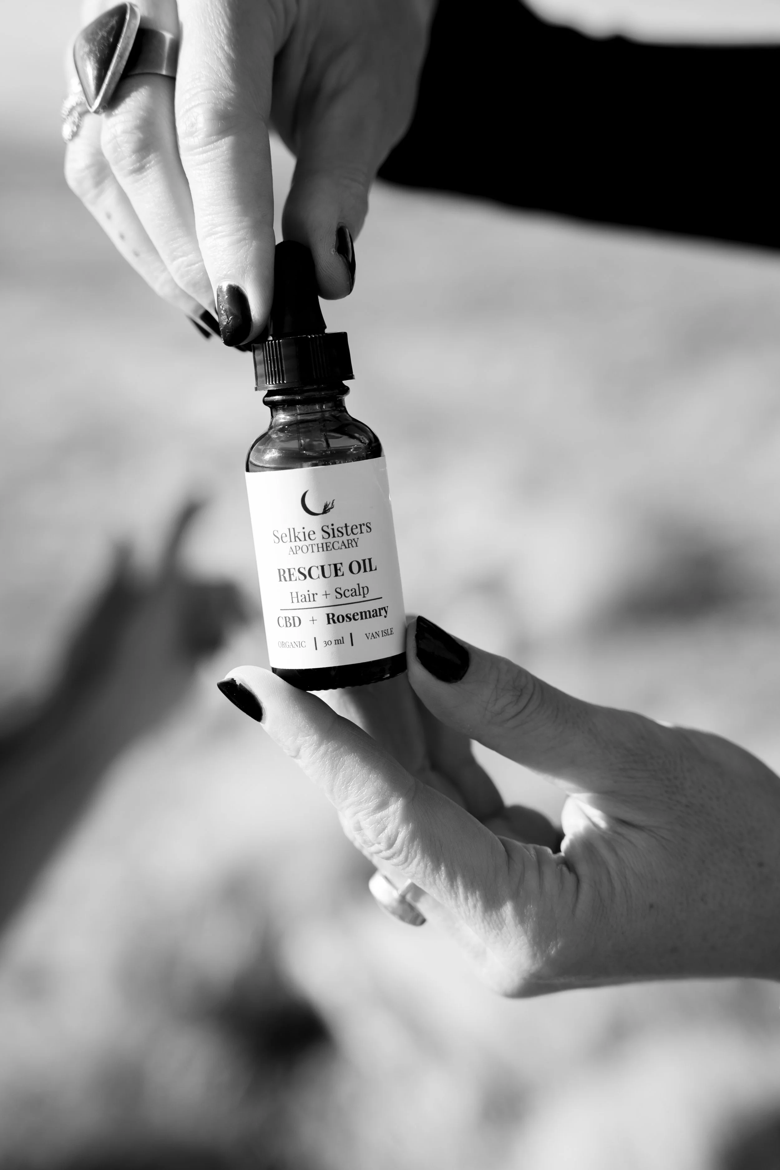 Rescue Hair & Scalp Oil with CBD