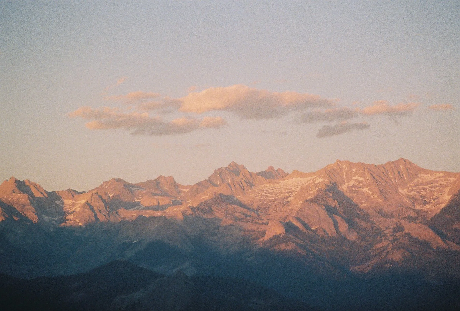 R1-01990-036A.JPG