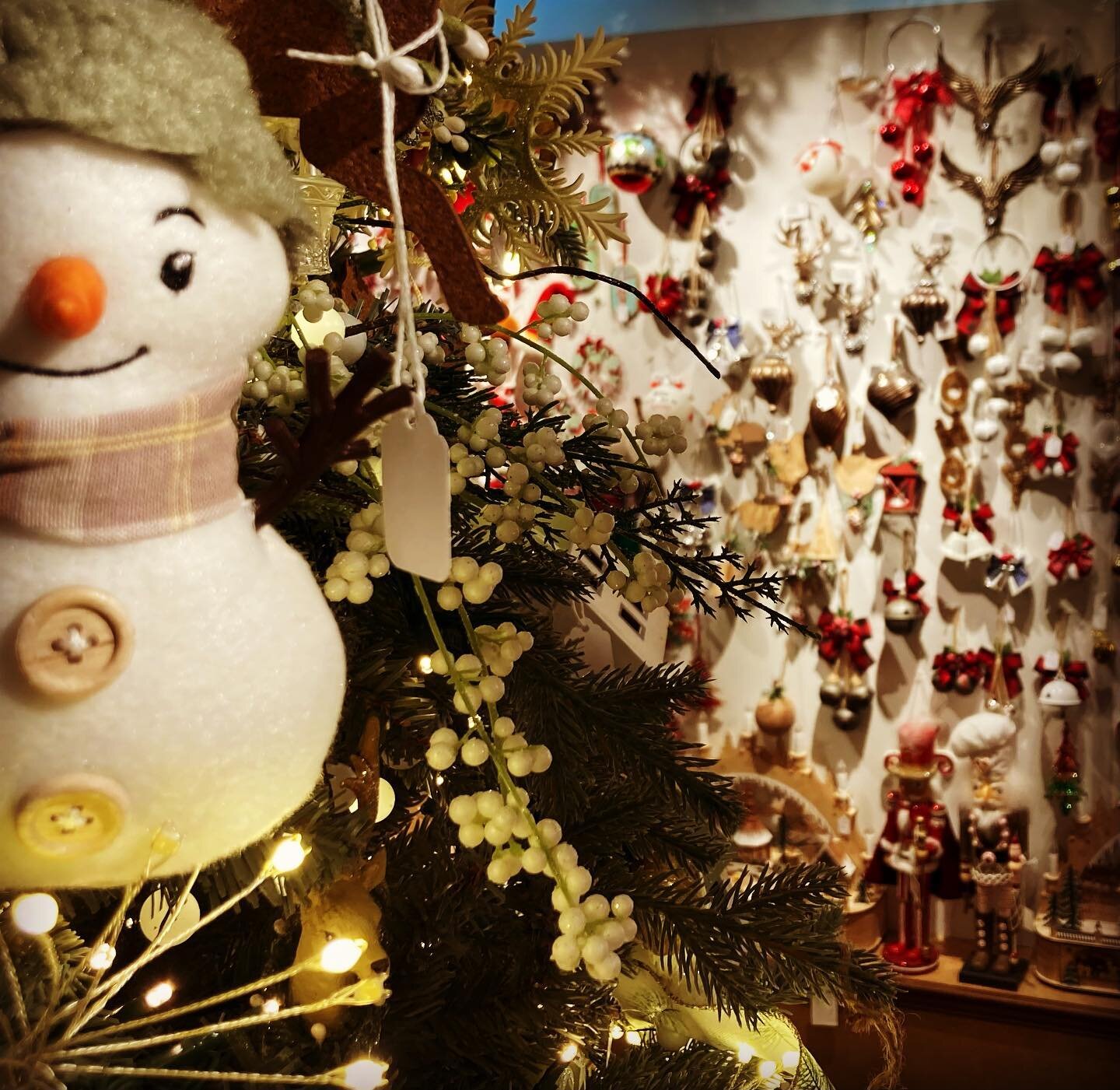 🎄There&rsquo;s excitement in the air at Kurt Adler. 🎄 Only a couple days until the SAMPLE SALE! 🎄 Here&rsquo;s a sneak peek. 🎄Open Monday 11/14 at 9:00am. 🎄#ideamindinspiration #kurtsadler #samplesalenyc #ilovechristmas #christmasdecorations