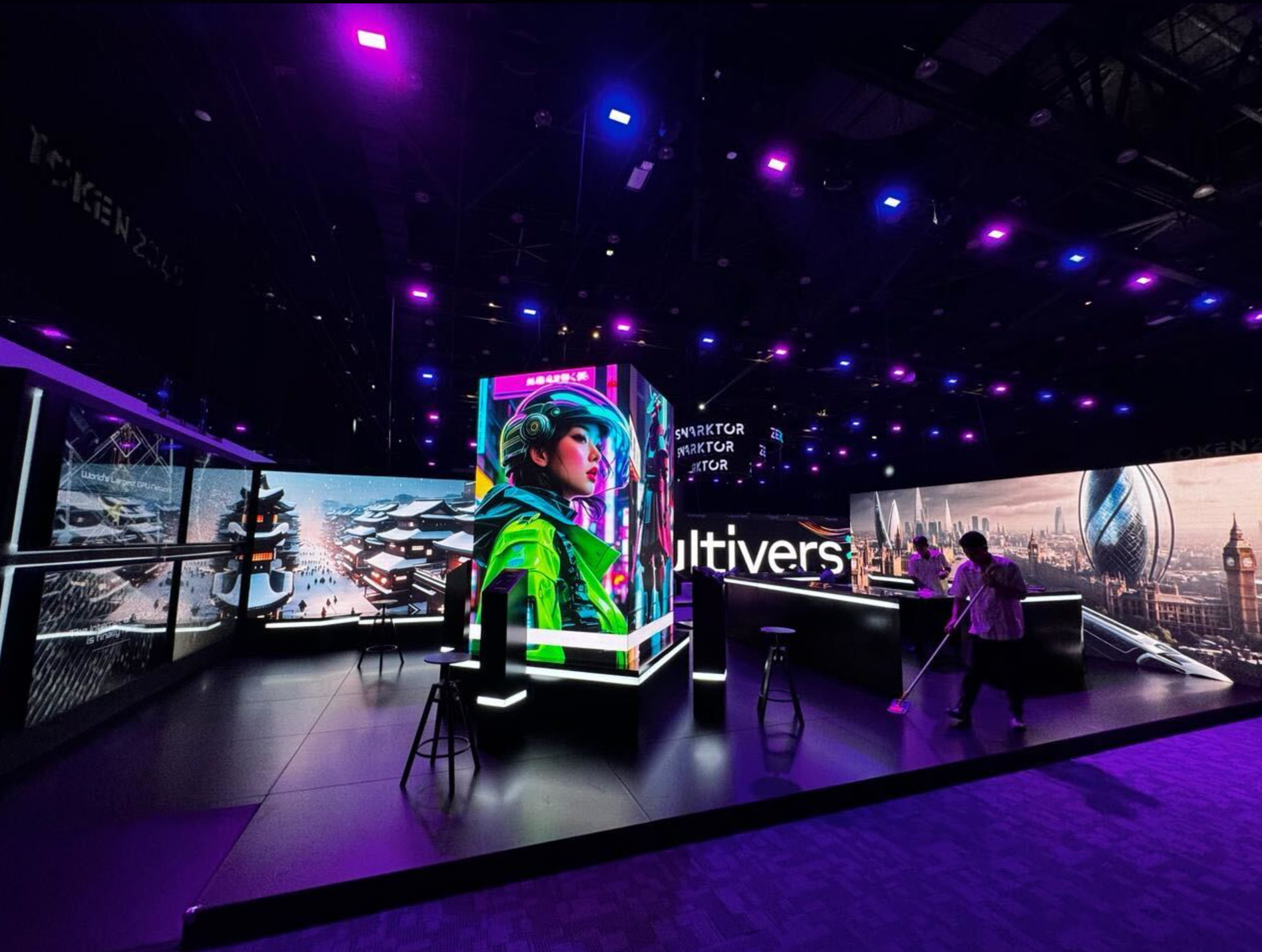 I/O Net Trade Show Booth // Dubai-Singapore