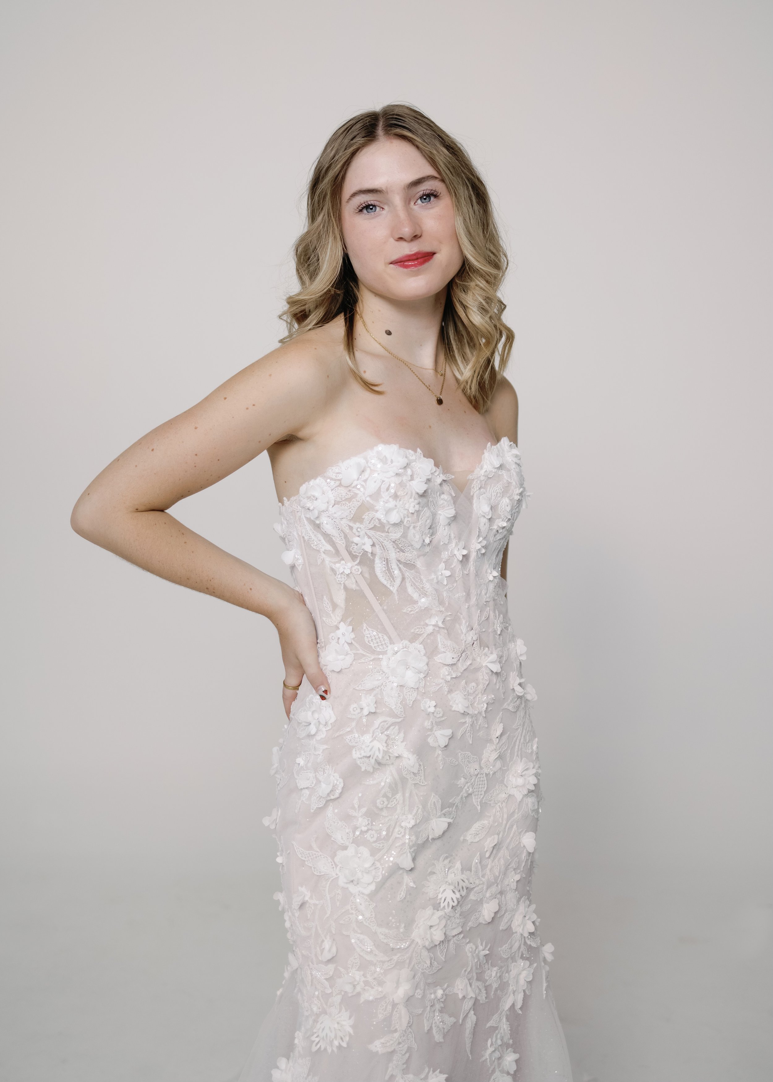 Bellasposa devoted trunk show