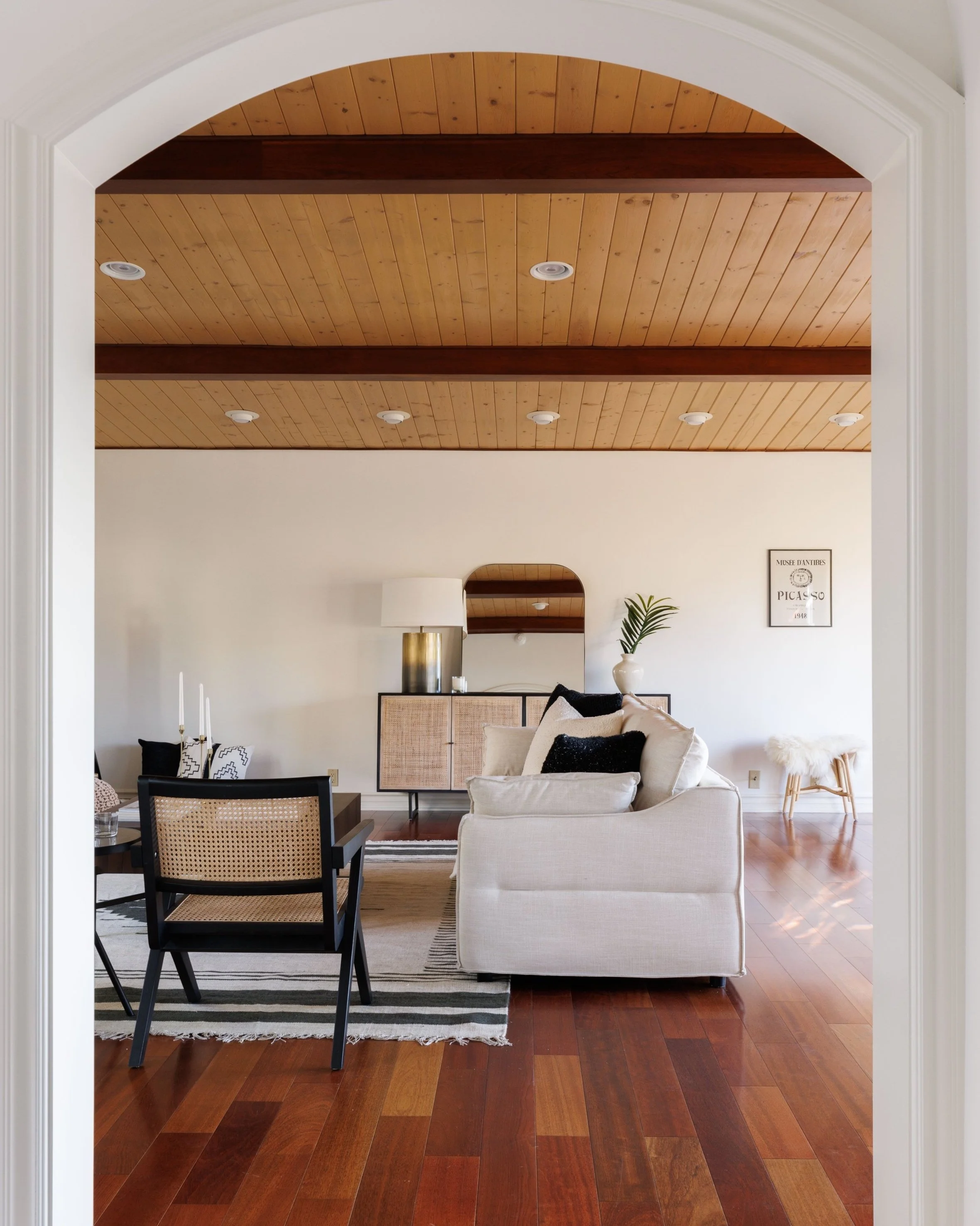 2533 Wild Oak Drive | Los Feliz