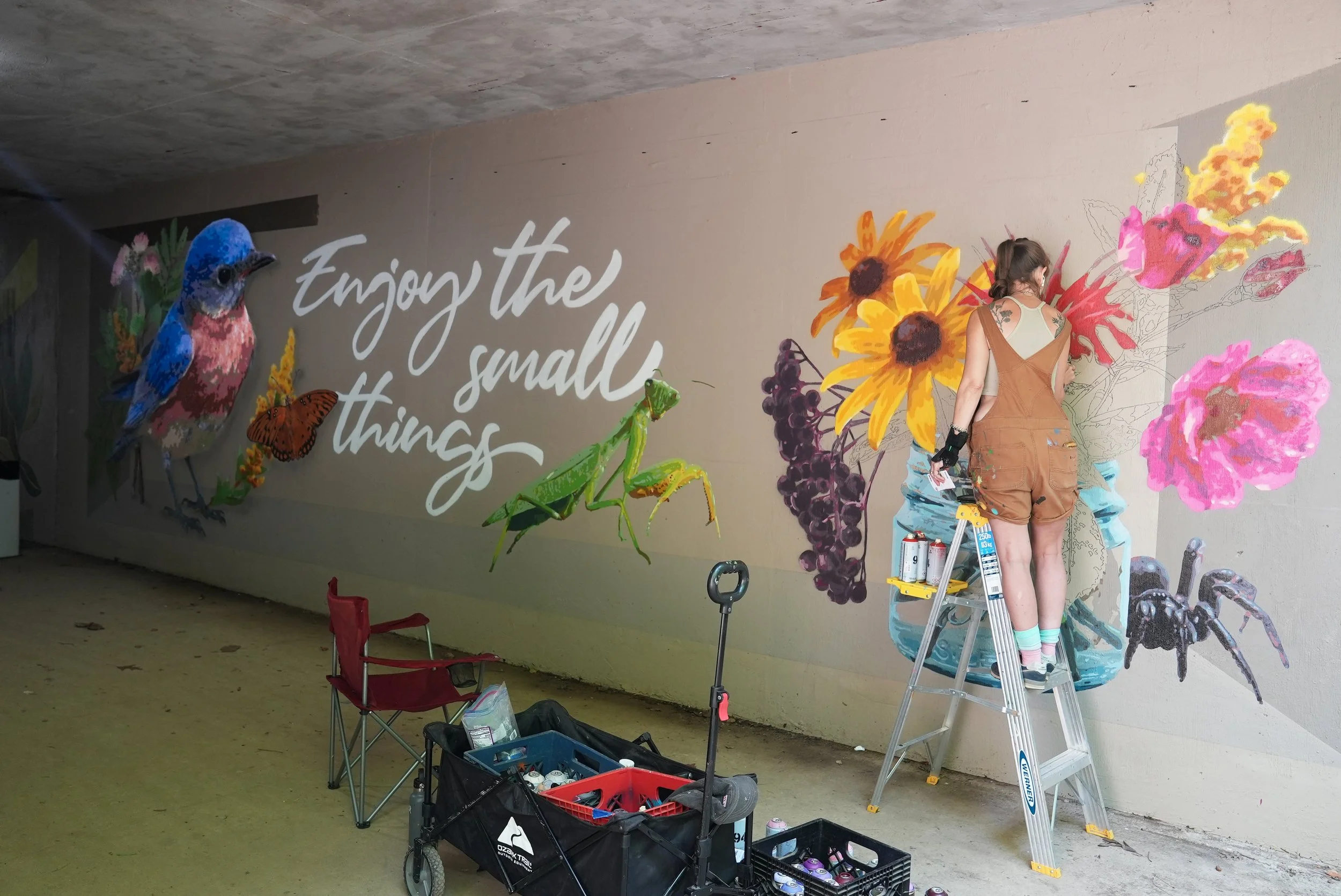 IMage of the artist painting