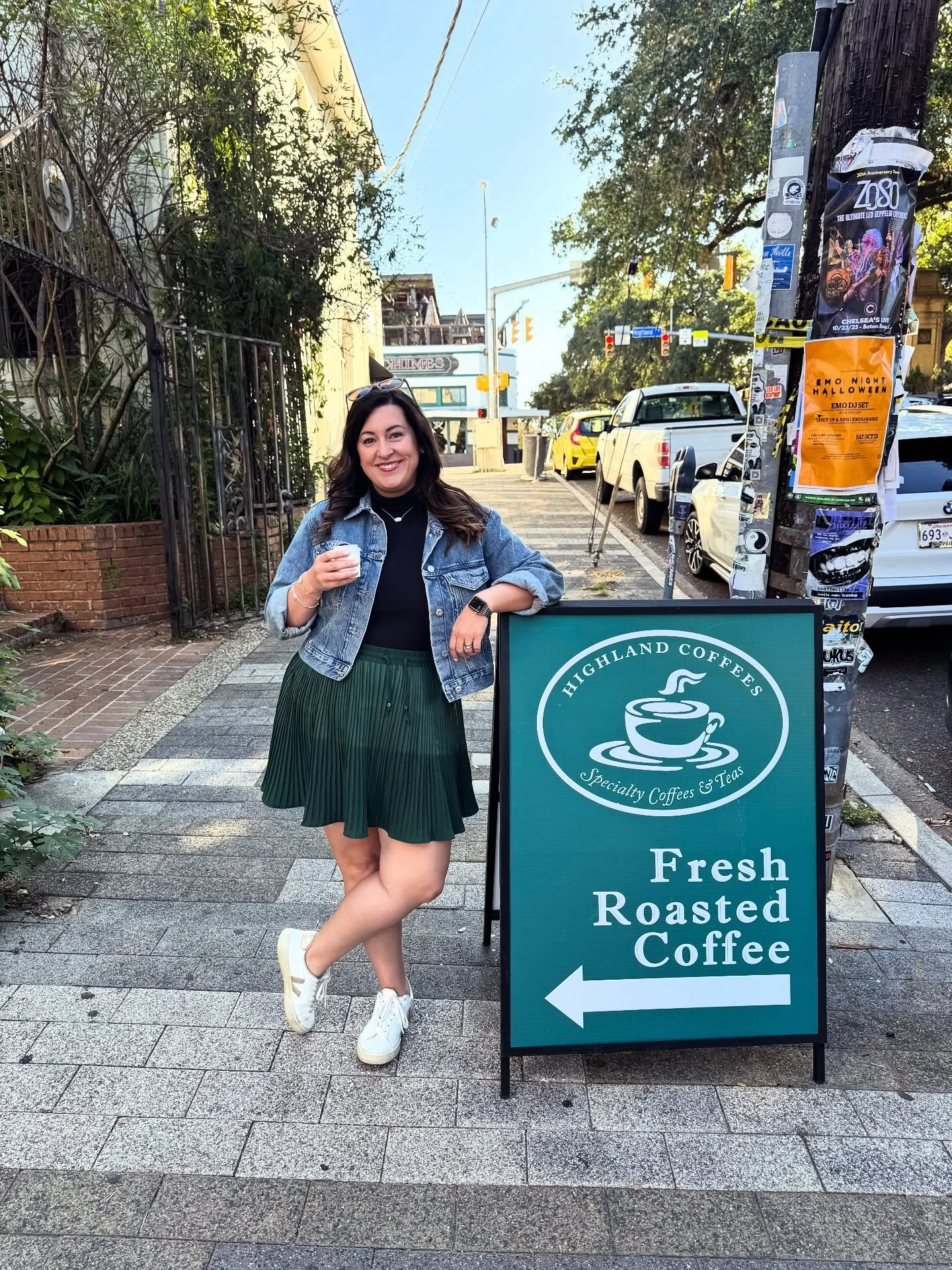 Another week, another coffee stop and today we&rsquo;re at Highland Coffees!
Tucked right by LSU&rsquo;s North Gates, this little BR classic has been roasting their beans in-house for decades, and you can taste the love in every cup. It&rsquo;s one o