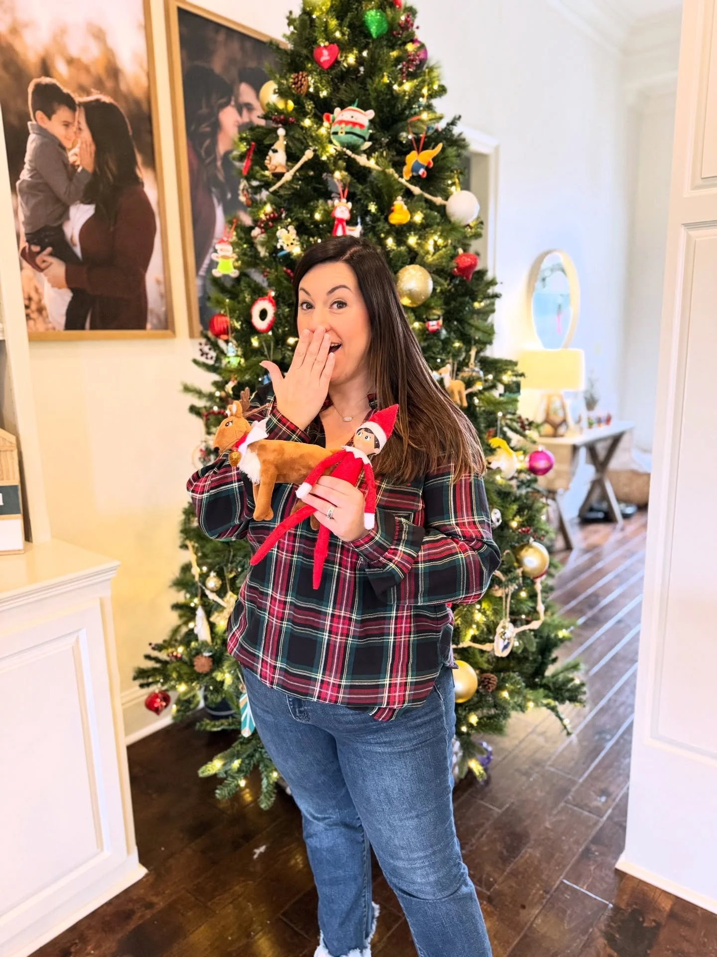 One more night to move the elf&hellip; 🎅🏼✨
And if I&rsquo;m being honest, some nights it feels like one more thing on the list we&rsquo;re already trying to survive&hellip;dinner, homework, baths, lunches for tomorrow, and finally remembering the e