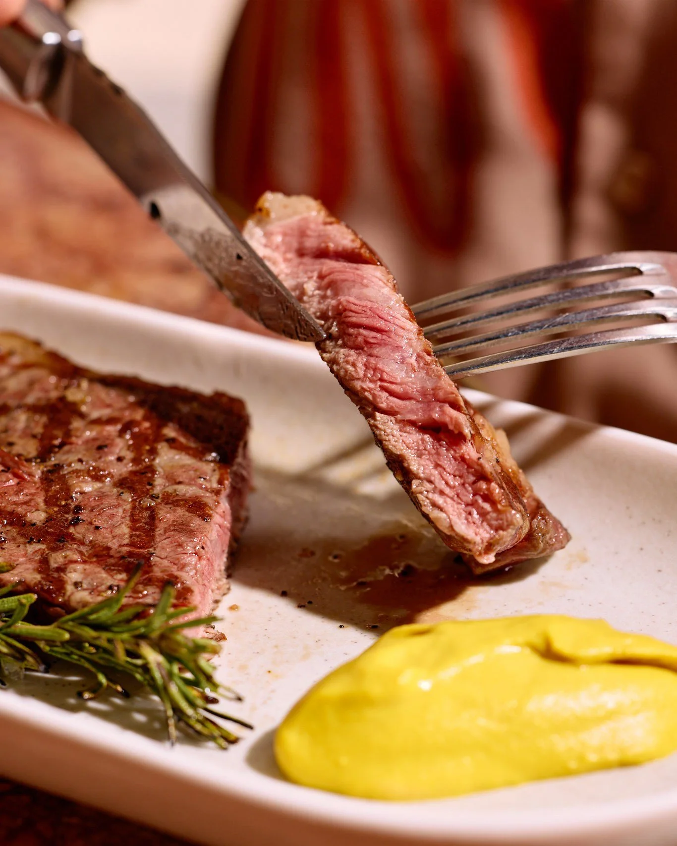 Pure indulgence on your plate.

MB5+ Sirloin. Rich, tender, and served with a complimentary side of your choice.

https://www.yamasrestaurant.com.au/

#thisisbrisbane #westendbrisbane #greekfood