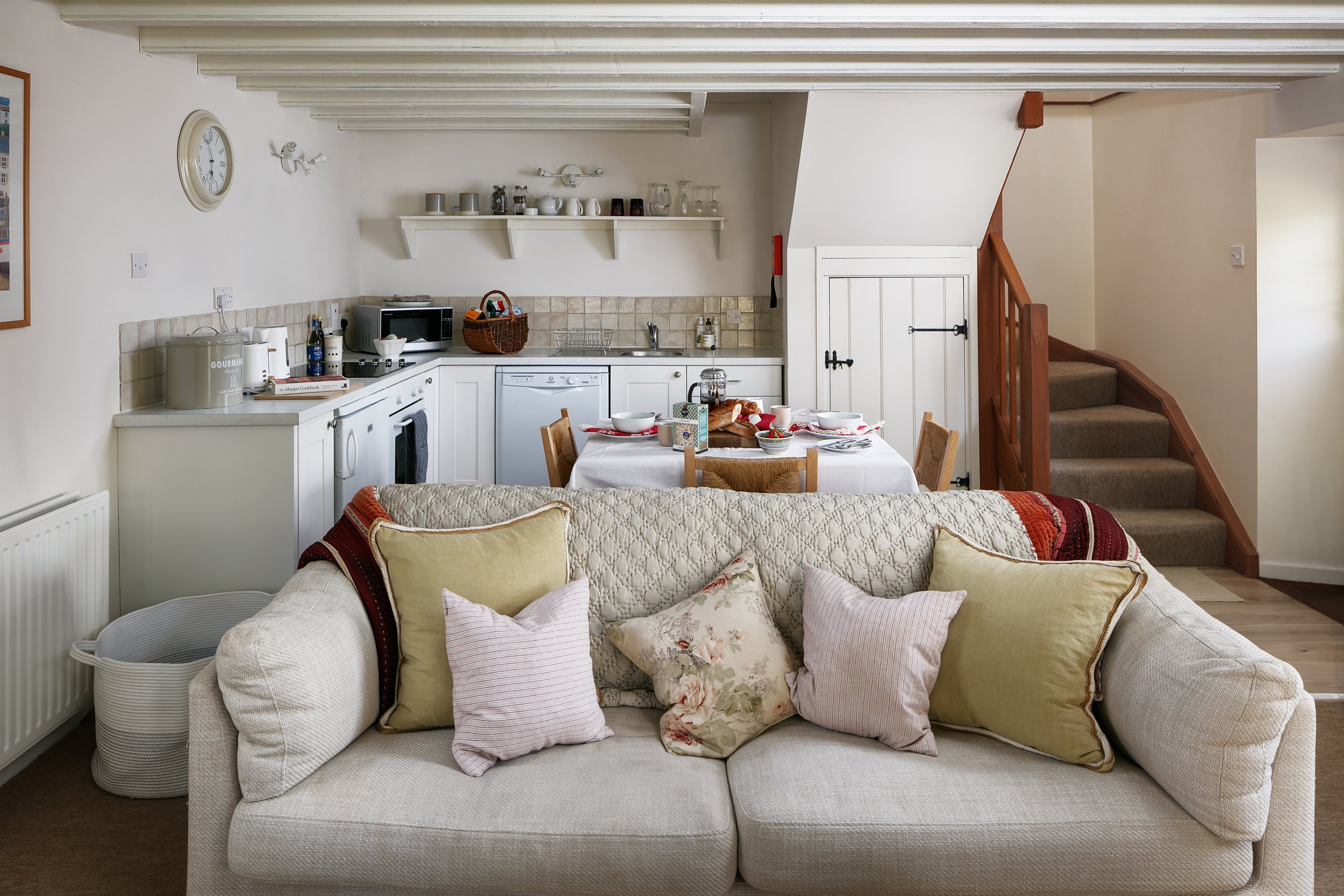 Ennys Cornwall_The Granary living room (Copy)