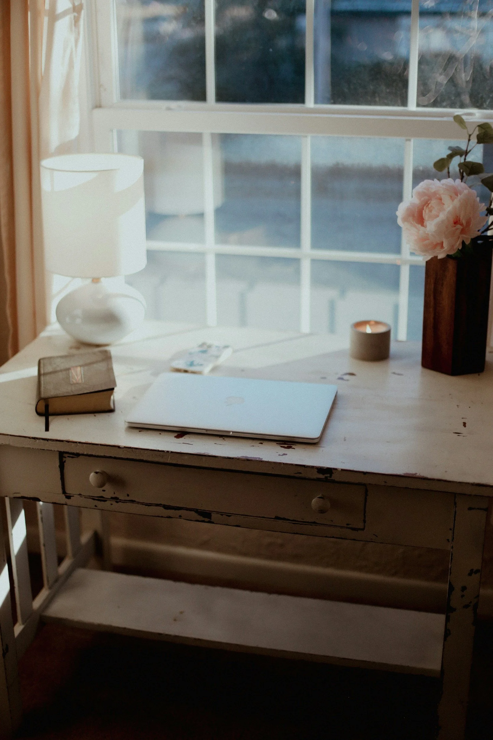 Travailler chez soi - l’importance de l’aménagement intérieur sur notre bien-être.
