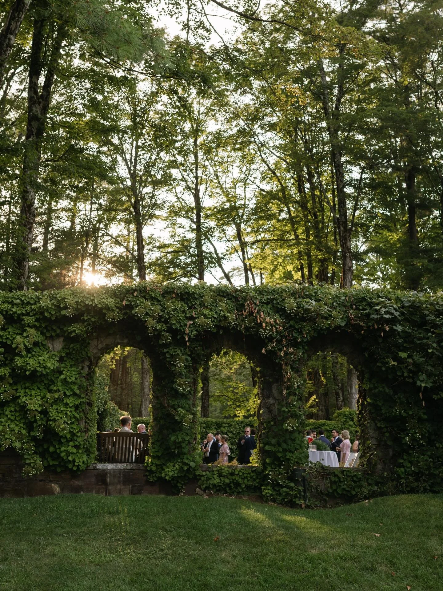 If a perfectly manicured European inspired garden wedding lives on your dream to-do list; we know exactly where to bring it to life.. The Mount offers the symmetry, romance, and timeless charm you&rsquo;ve been picturing

Coordination | @katieoevents