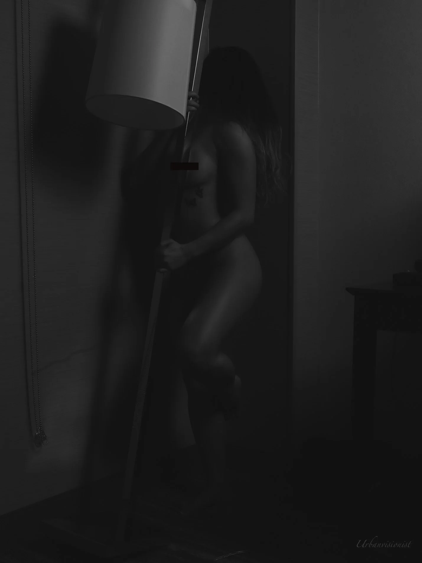 I used to wear confidence as if it were stitched on my skin. It hangs off me now. I can&rsquo;t tell if you look at me the same anymore, baby 
-
urbanvisionist.com
#boudoirart #urbanvisionist #blackandwhite